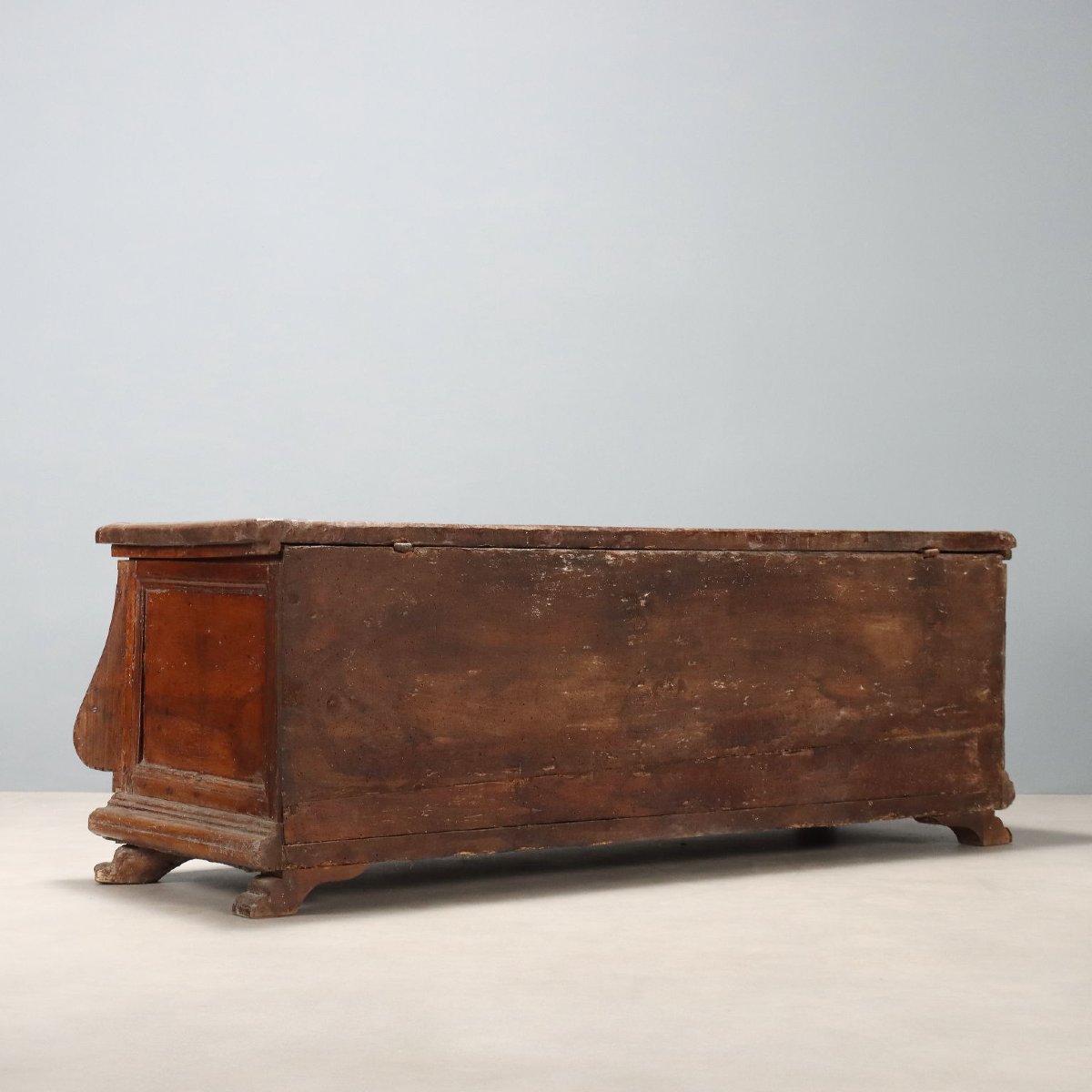 Coffre Ancien Noyer Gravé Italie du XVIIIe Siècle-photo-8
