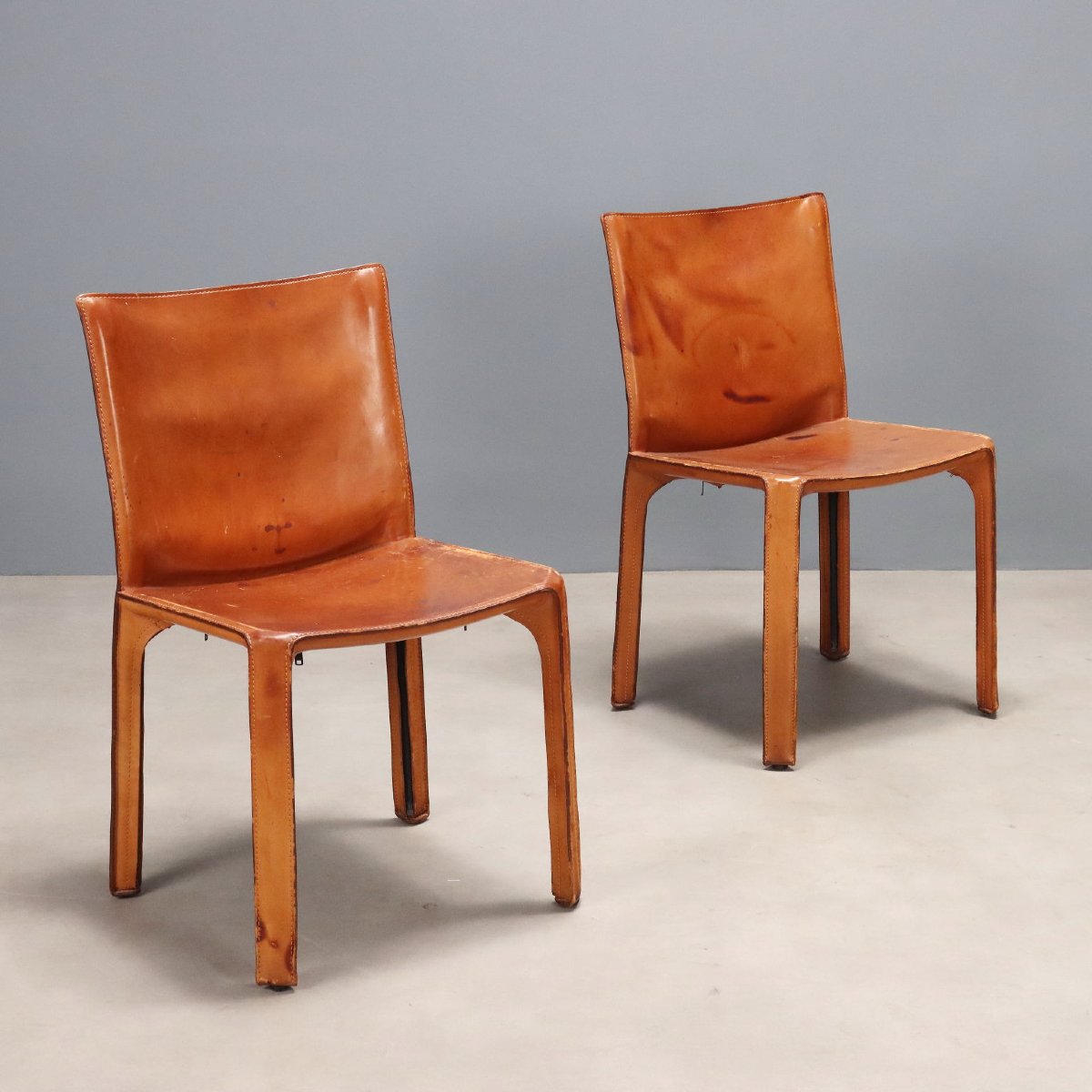 Chaises Cassina Cab 412 Design Mario Bellini Cuir des Années 1980