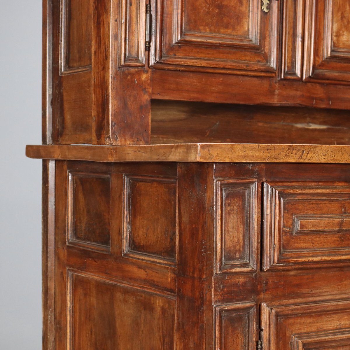 18th-century Baroque Double-cabinet Sideboard In Piedmont Walnut-photo-2