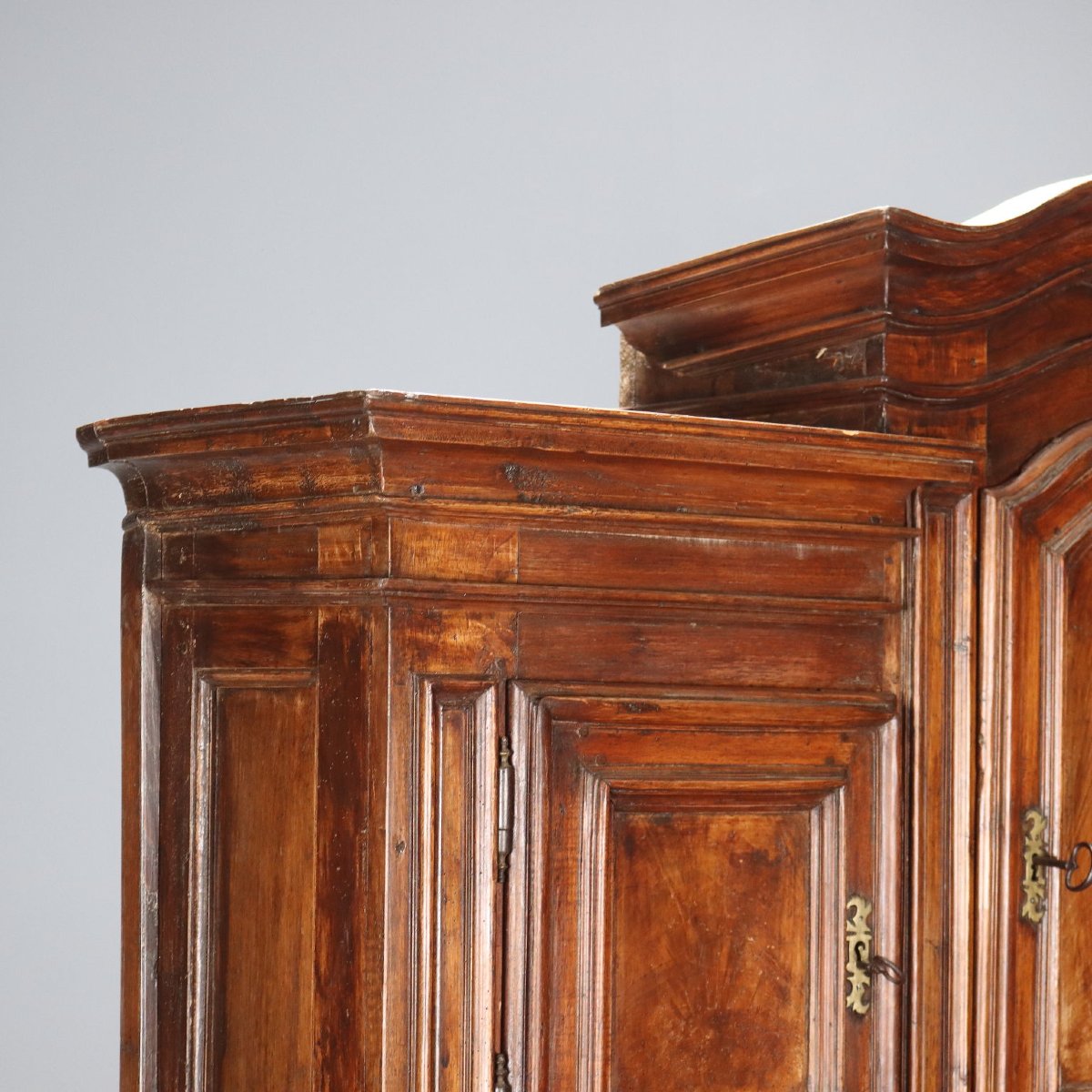 18th-century Baroque Double-cabinet Sideboard In Piedmont Walnut-photo-5