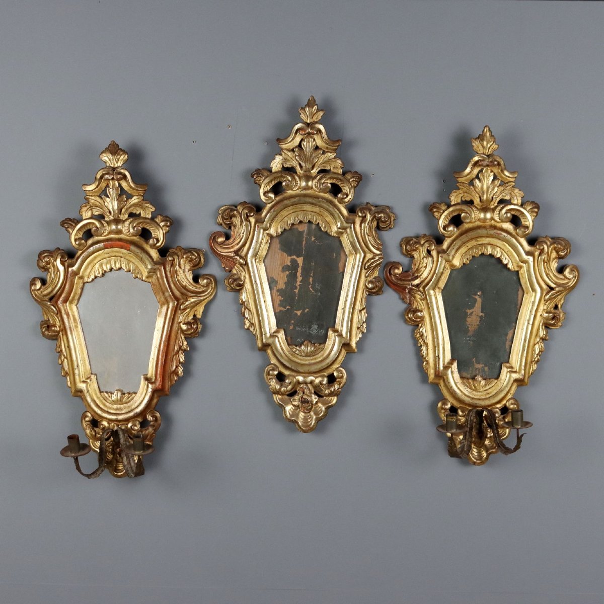 Groupe de trois petits miroirs Italie centrale, XVIIIe siècle