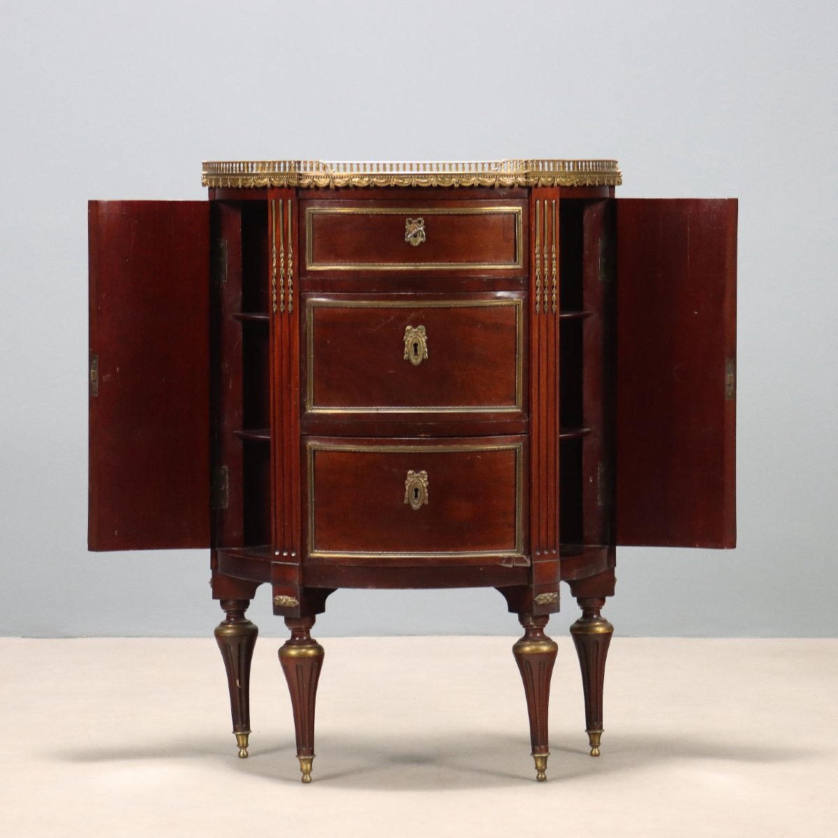 Demi Lune Sideboard In Mahogany, London, Second Half Of The 19th Century-photo-3