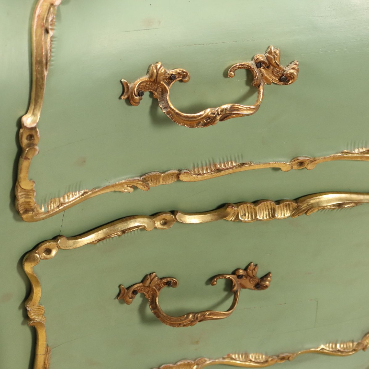 Early 20th-century Italian Baroque-style Chest Of Drawers, Lacquered And Gilded-photo-4