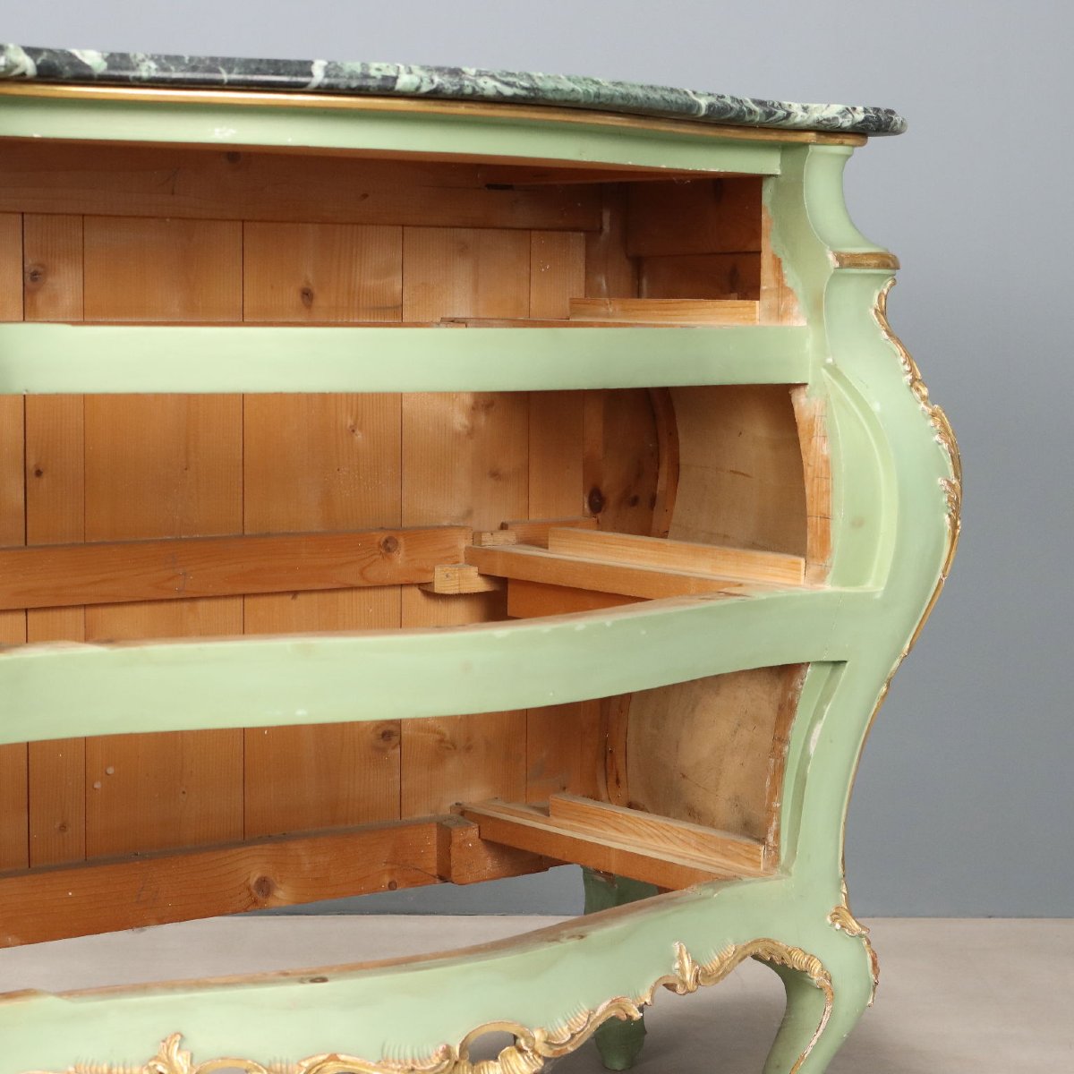 Early 20th-century Italian Baroque-style Chest Of Drawers, Lacquered And Gilded-photo-2