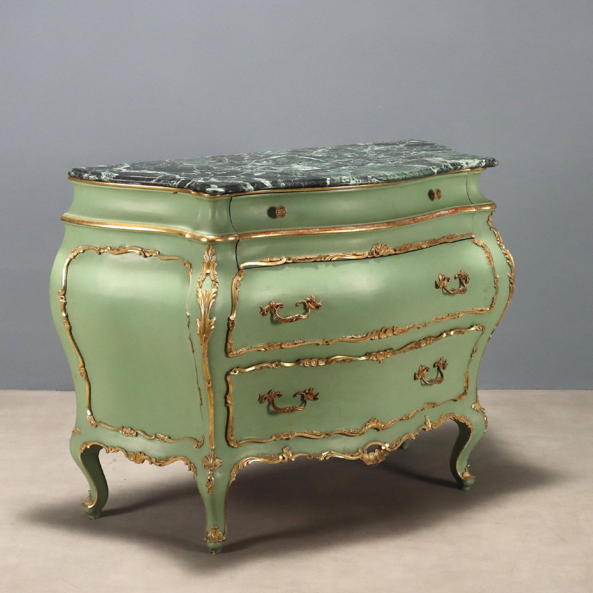 Early 20th-century Italian Baroque-style Chest Of Drawers, Lacquered And Gilded