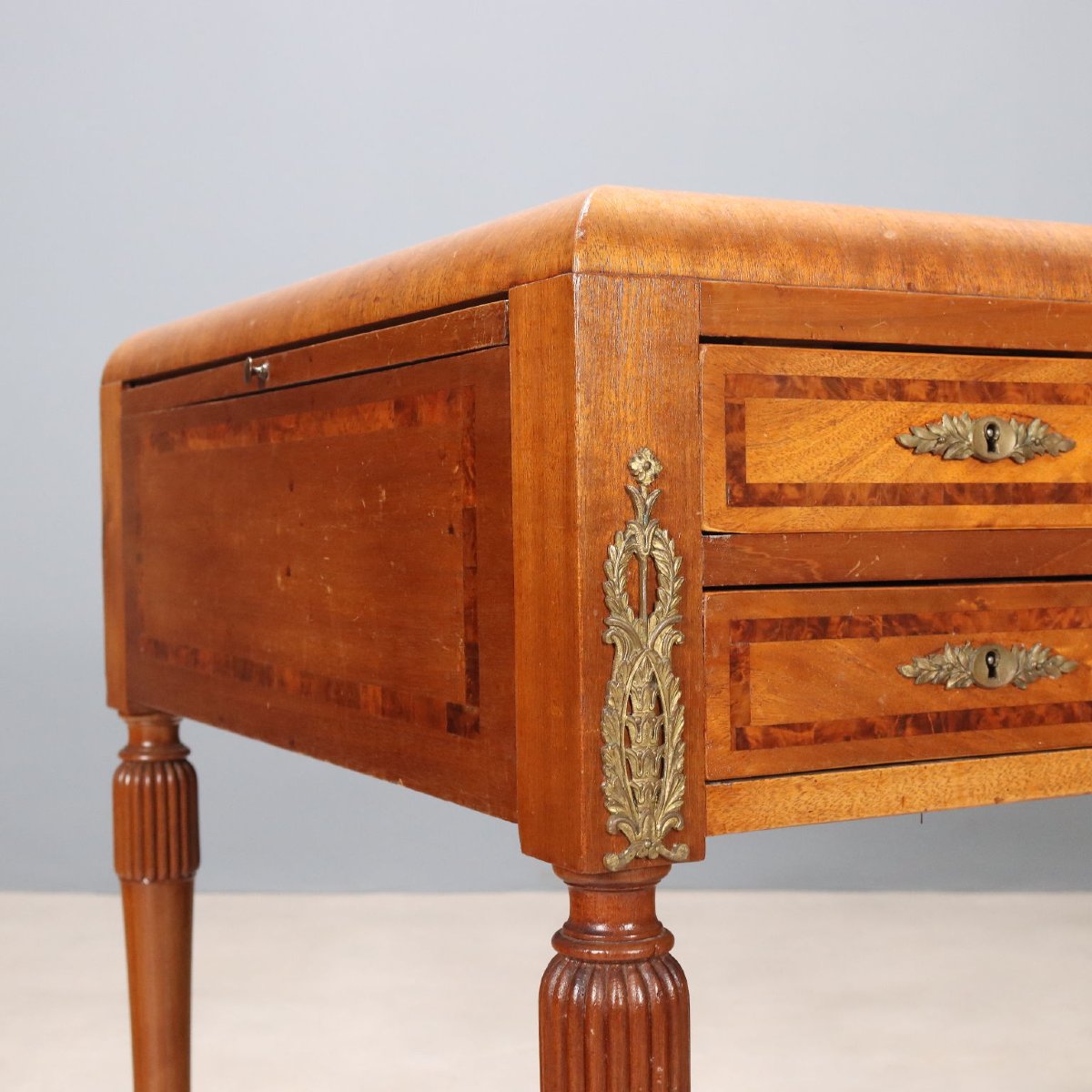 Mahogany Desk With Mahogany Burl Trim, Italy, First Half Of The 20th Century-photo-2