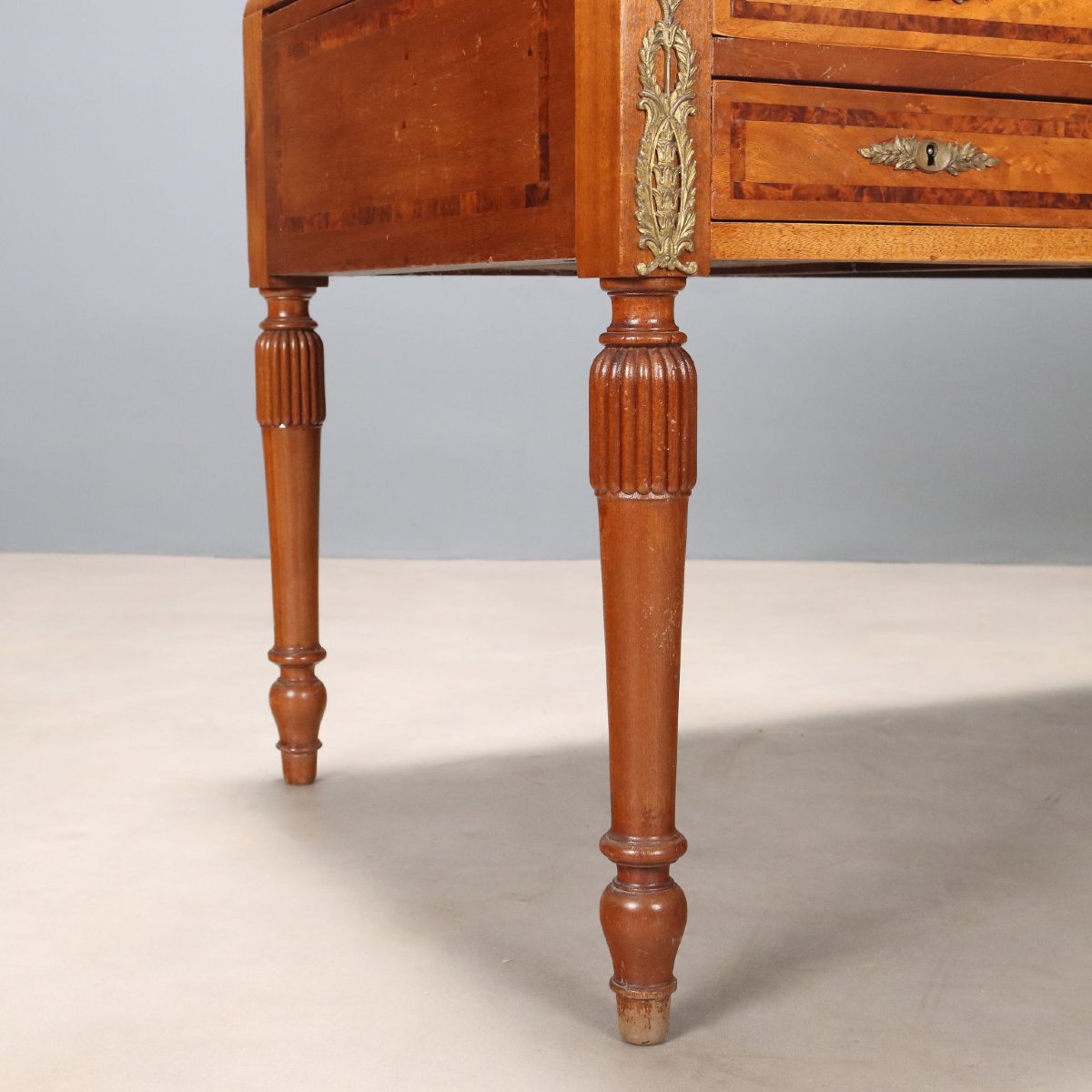 Mahogany Desk With Mahogany Burl Trim, Italy, First Half Of The 20th Century-photo-3