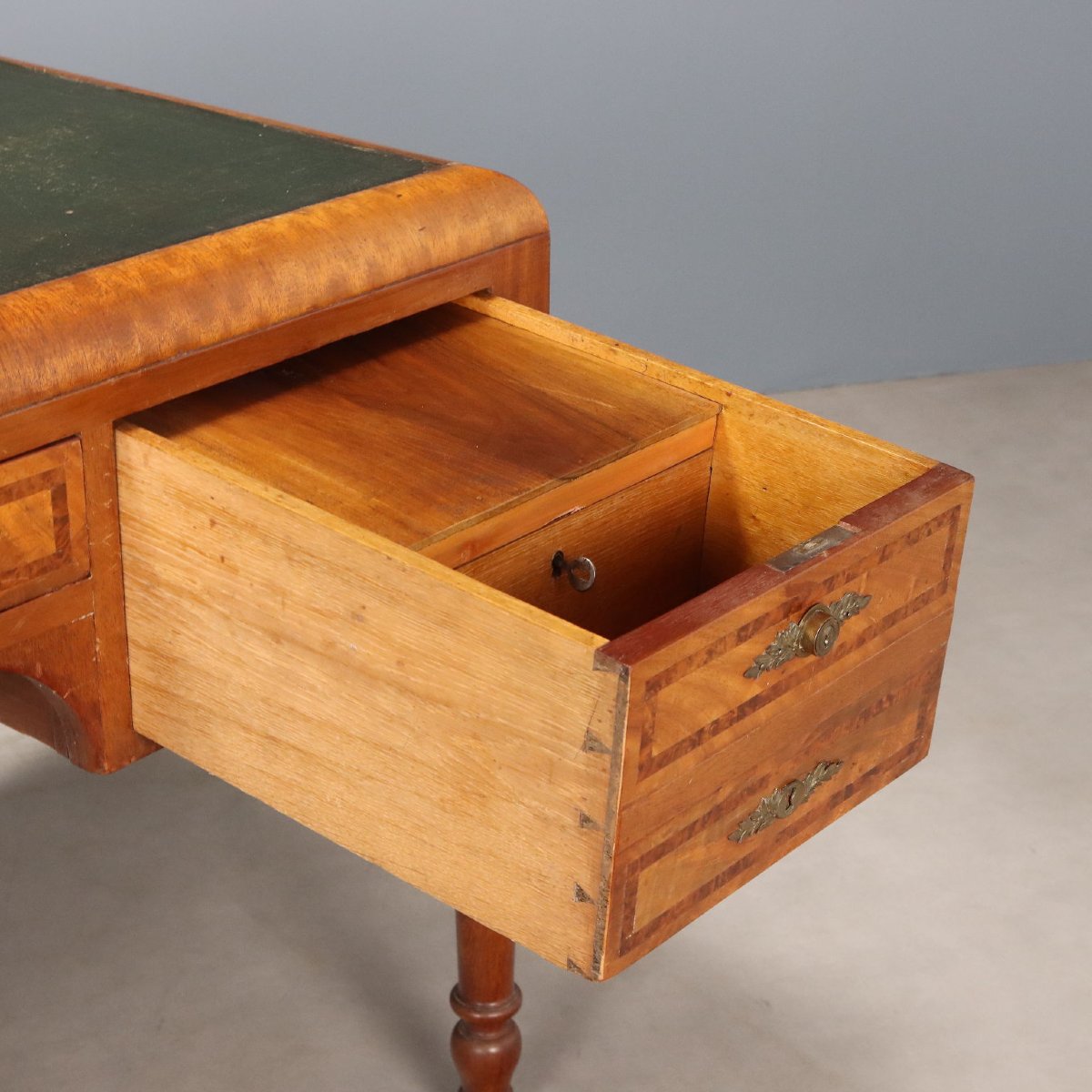 Mahogany Desk With Mahogany Burl Trim, Italy, First Half Of The 20th Century-photo-8