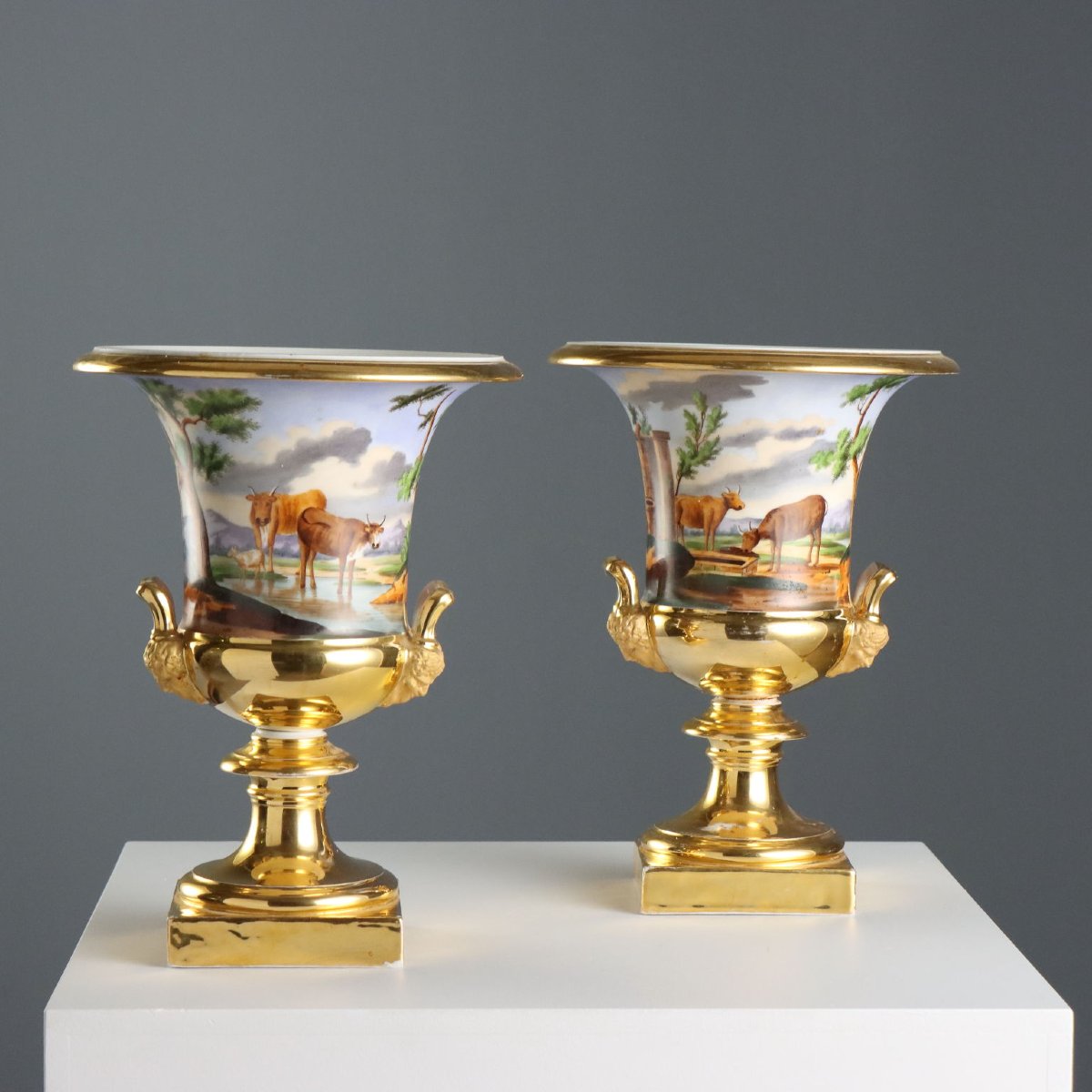 Vases Anciens Porcelaine Peinte Décorations France XIXe Siècle-photo-1