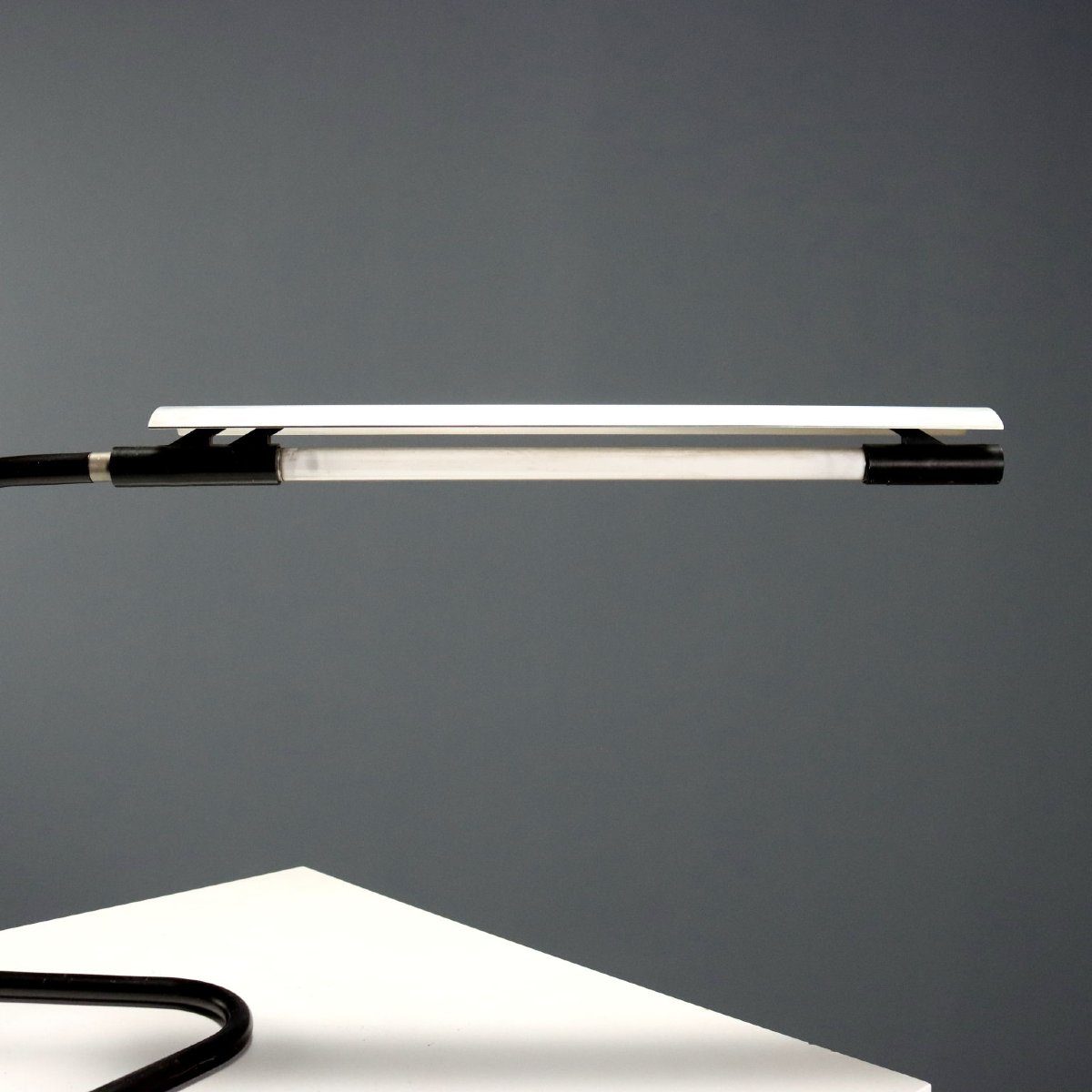 Lampe Flos 'Tubino' Vintage Design F.lli Castiglioni Années 60-70-photo-3