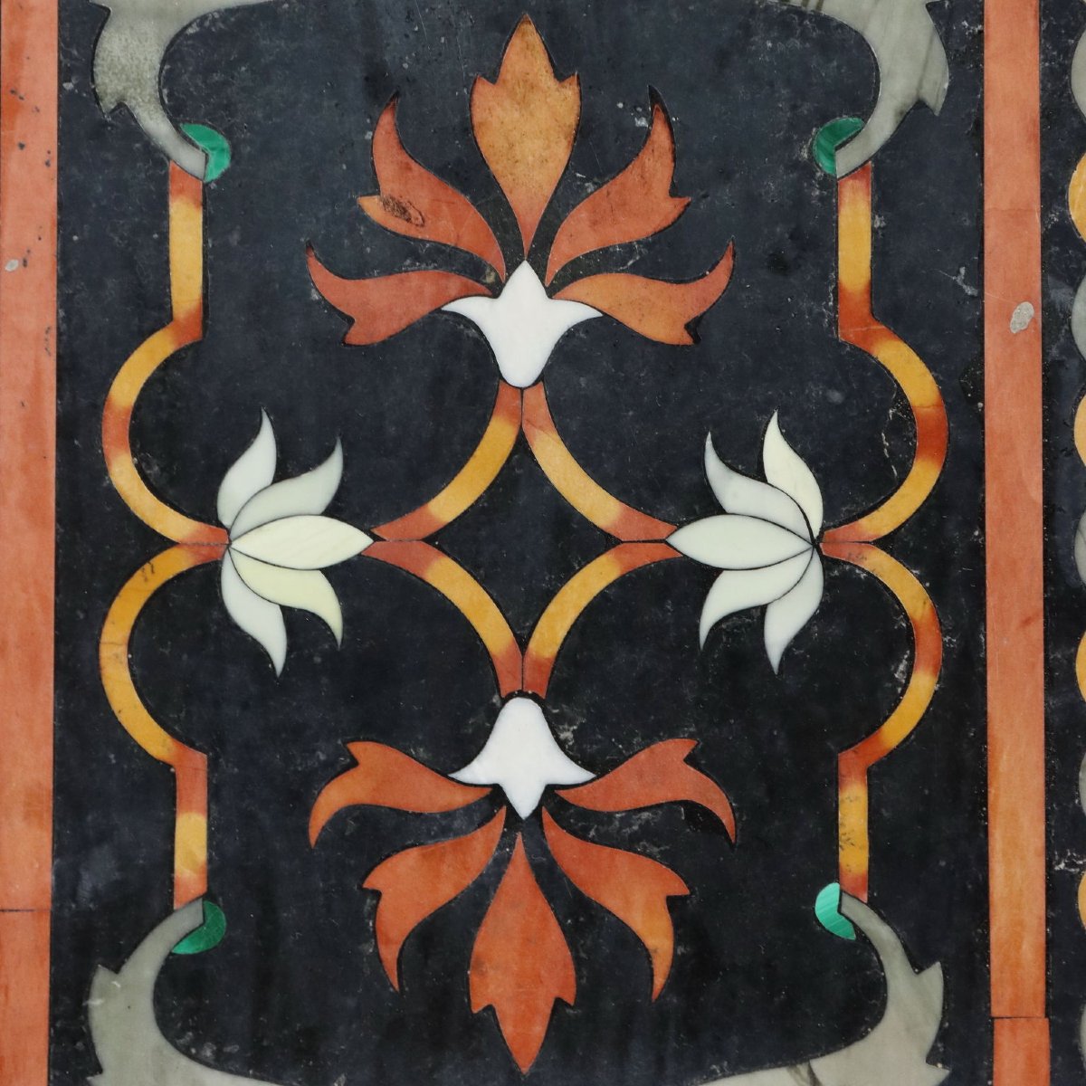 Mid-20th-century Italian Inlaid Black Marble Top-photo-3
