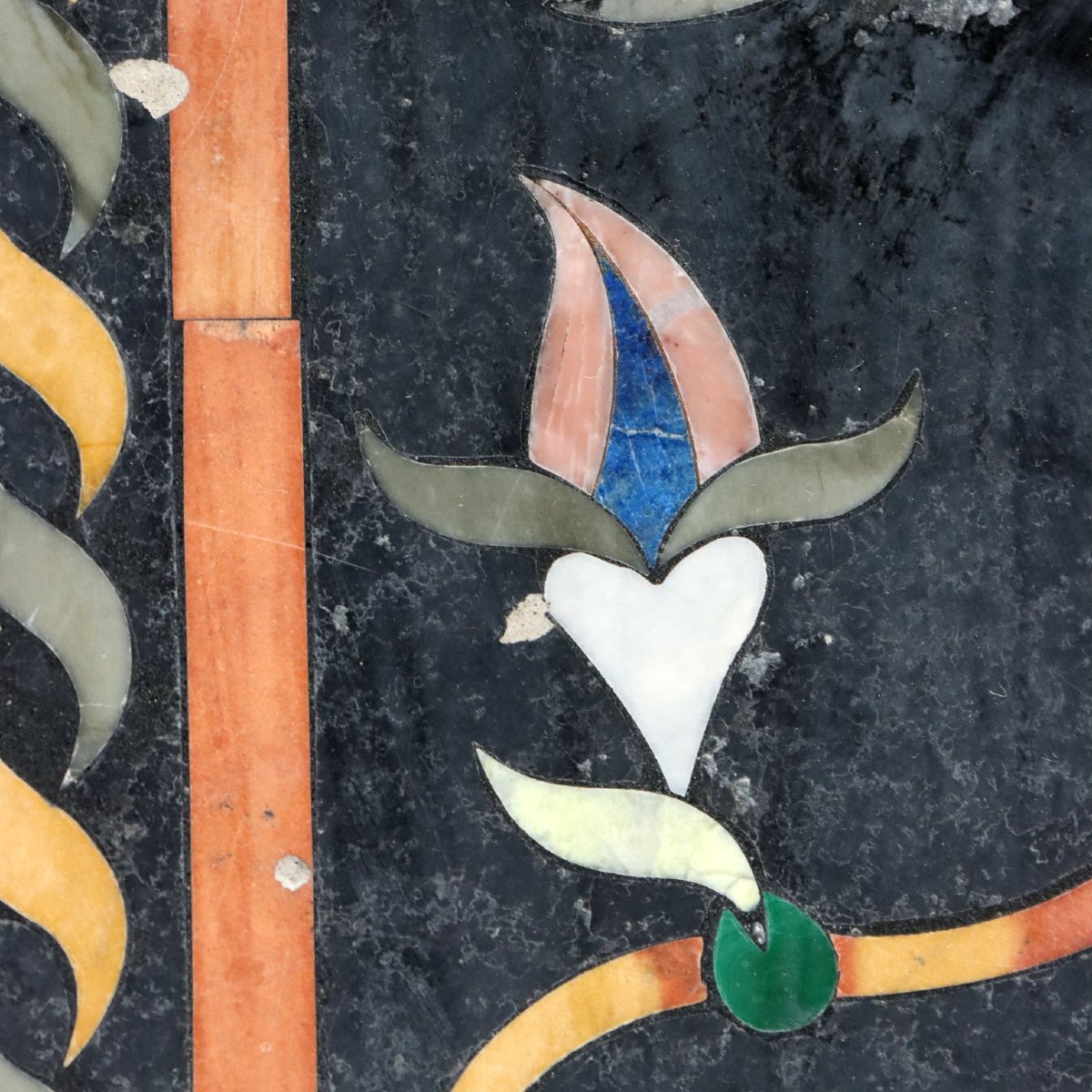 Mid-20th-century Italian Inlaid Black Marble Top-photo-6