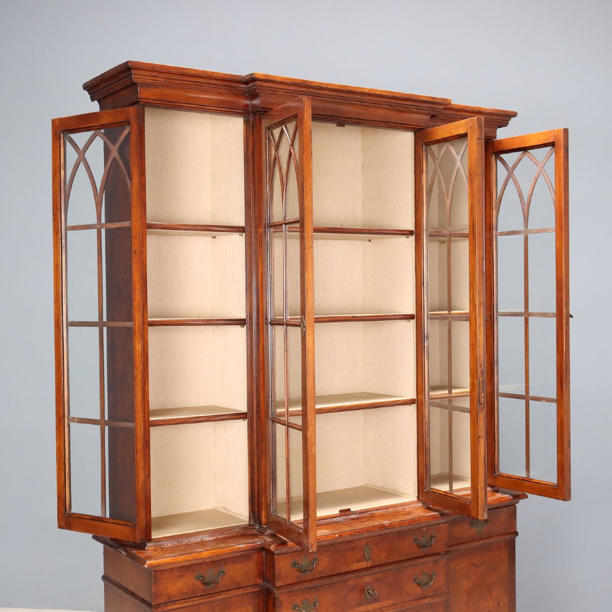 Mid-20th-century English Oak Bookcase-photo-4
