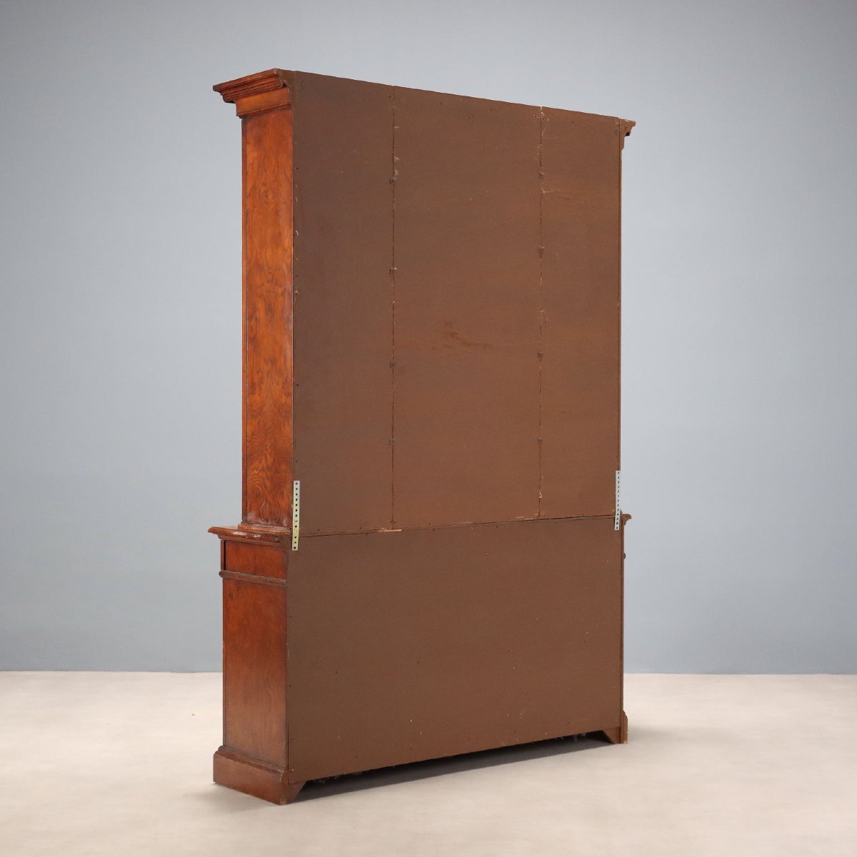 Mid-20th-century English Oak Bookcase-photo-7