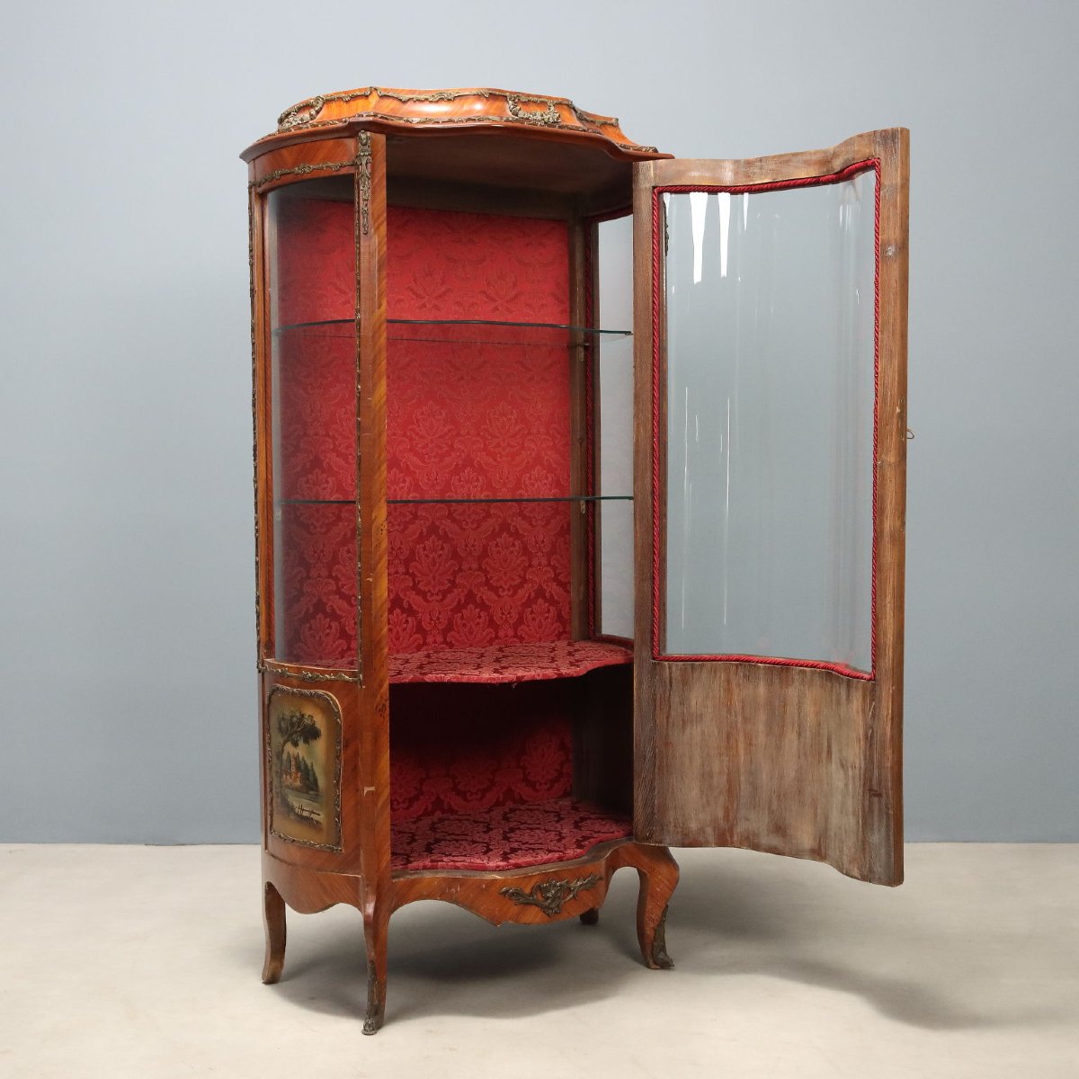 Vitrine de style baroque en bois de rose France, début du XXe siècle-photo-2