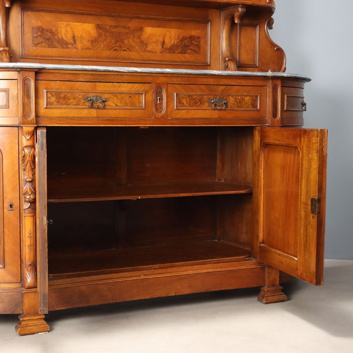 Umbertine Sideboard In Walnut And Walnut Burl, Italy, Early 20th Century-photo-7
