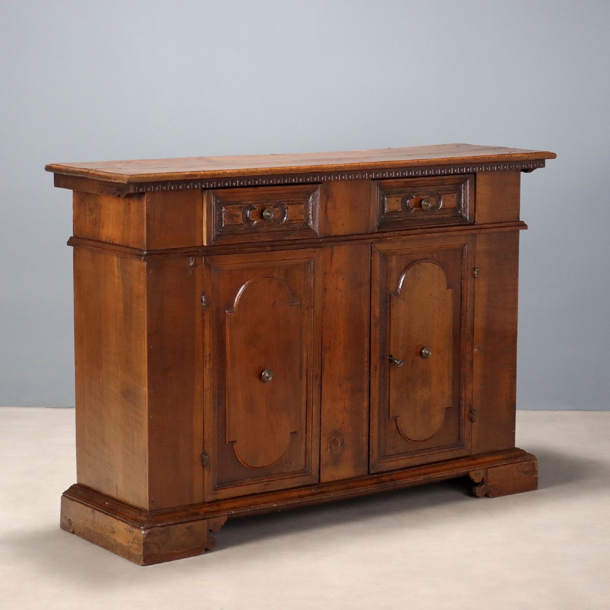 Antique Baroque-style Sideboard In Walnut And Fir, Italy, 20th Century