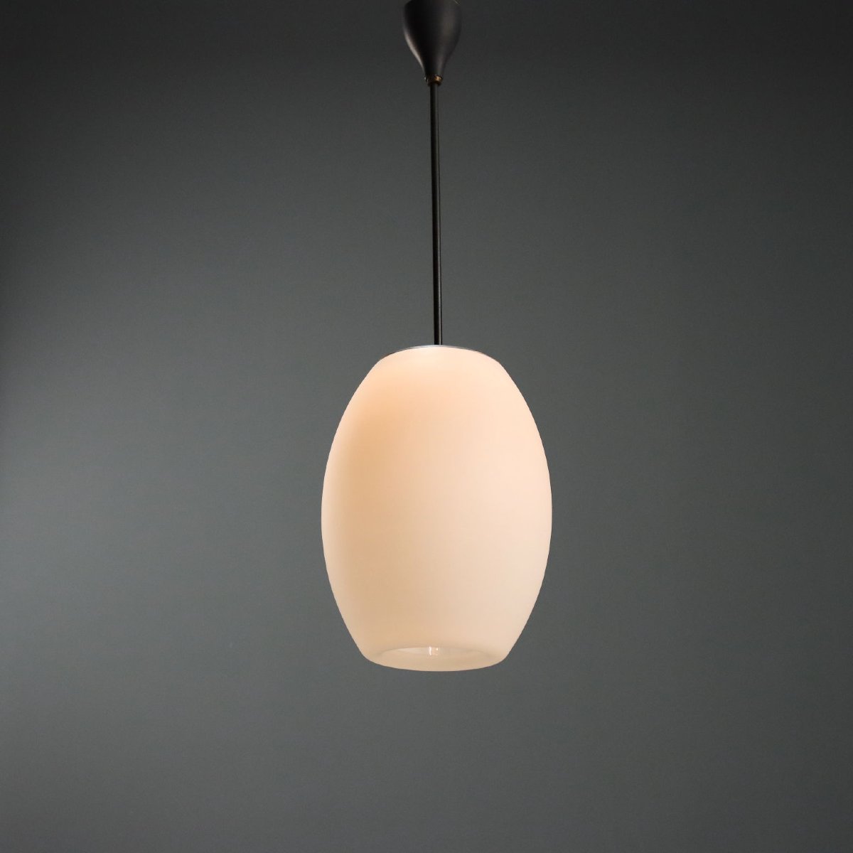 Suspension en Verre Opalin Années 60