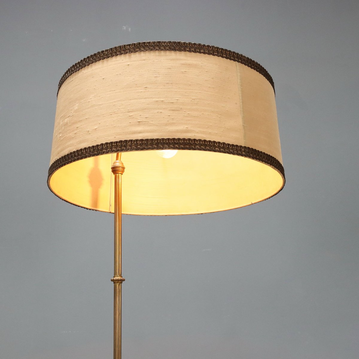 Lampadaire Ancien avec Table Basse Bronze Marbre Italie XXe Siècle-photo-1