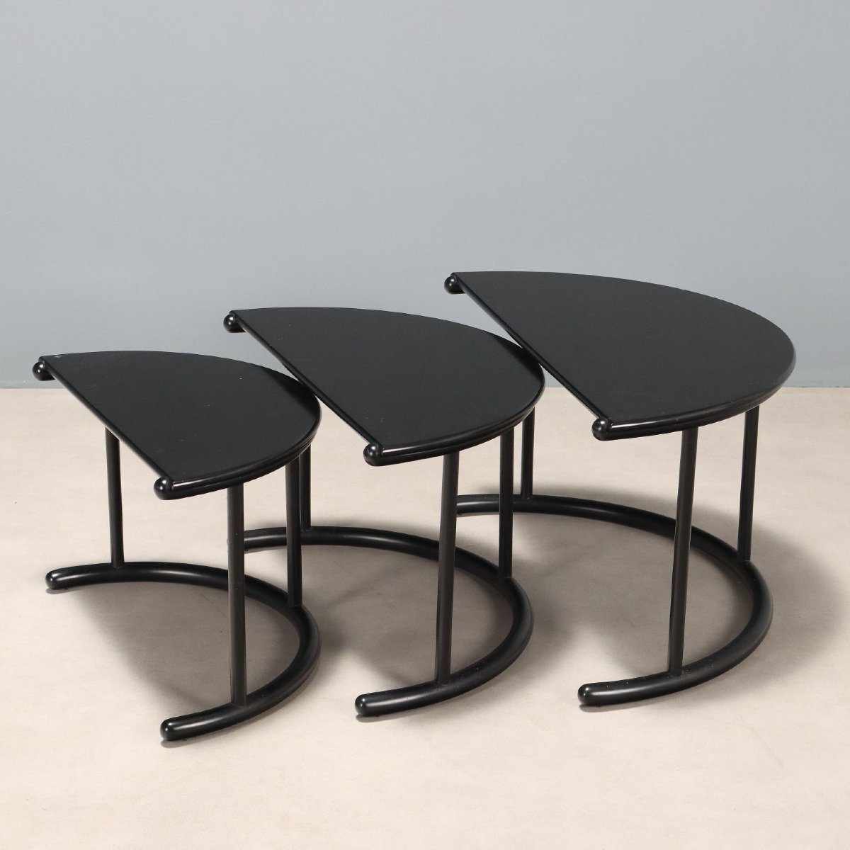 Tables Basses Acerbis Tria Vintage Design G. Frattini Années 80