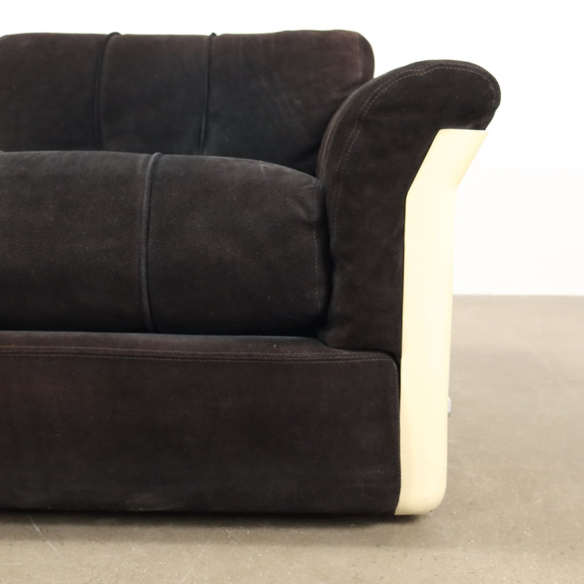Vintage 1970s Saporiti Larissa Sofa Design Vittorio Introini Italy Original-photo-3