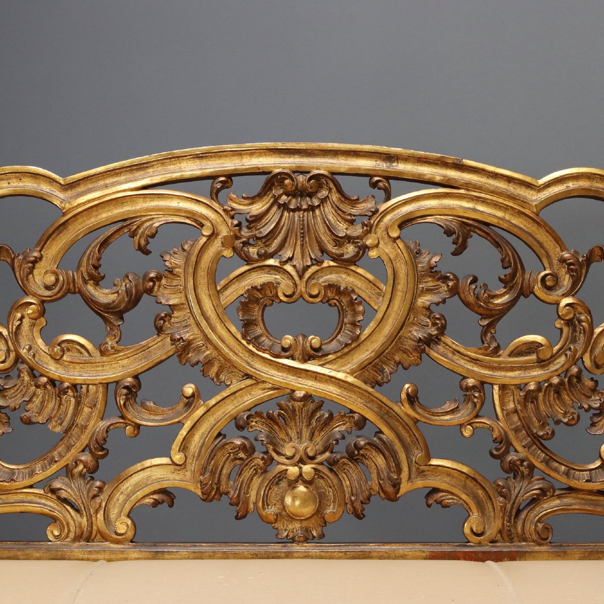 Canapé éclectique en bois sculpté et doré Italie, troisième quart du XIXe siècle-photo-2