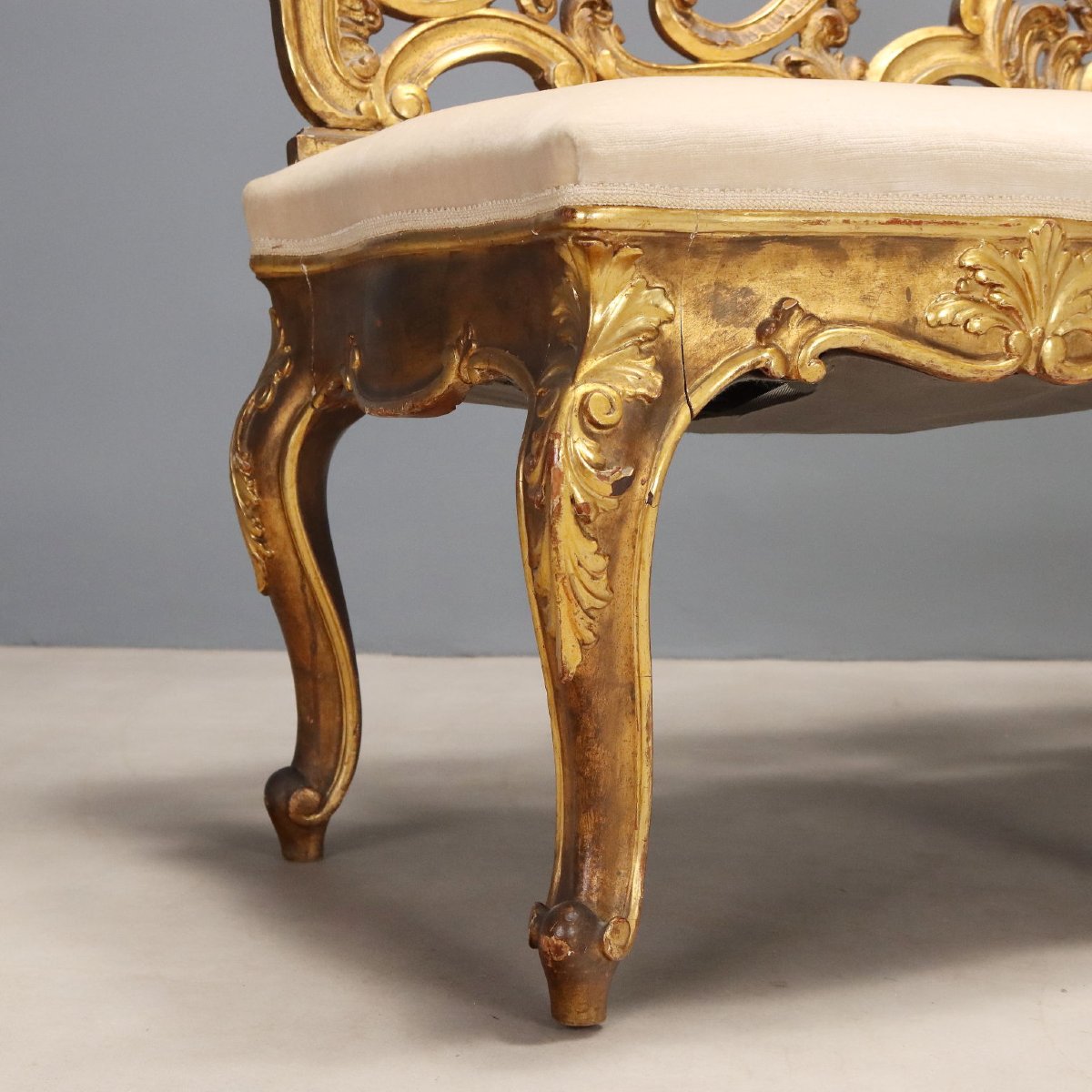 Canapé éclectique en bois sculpté et doré Italie, troisième quart du XIXe siècle-photo-3