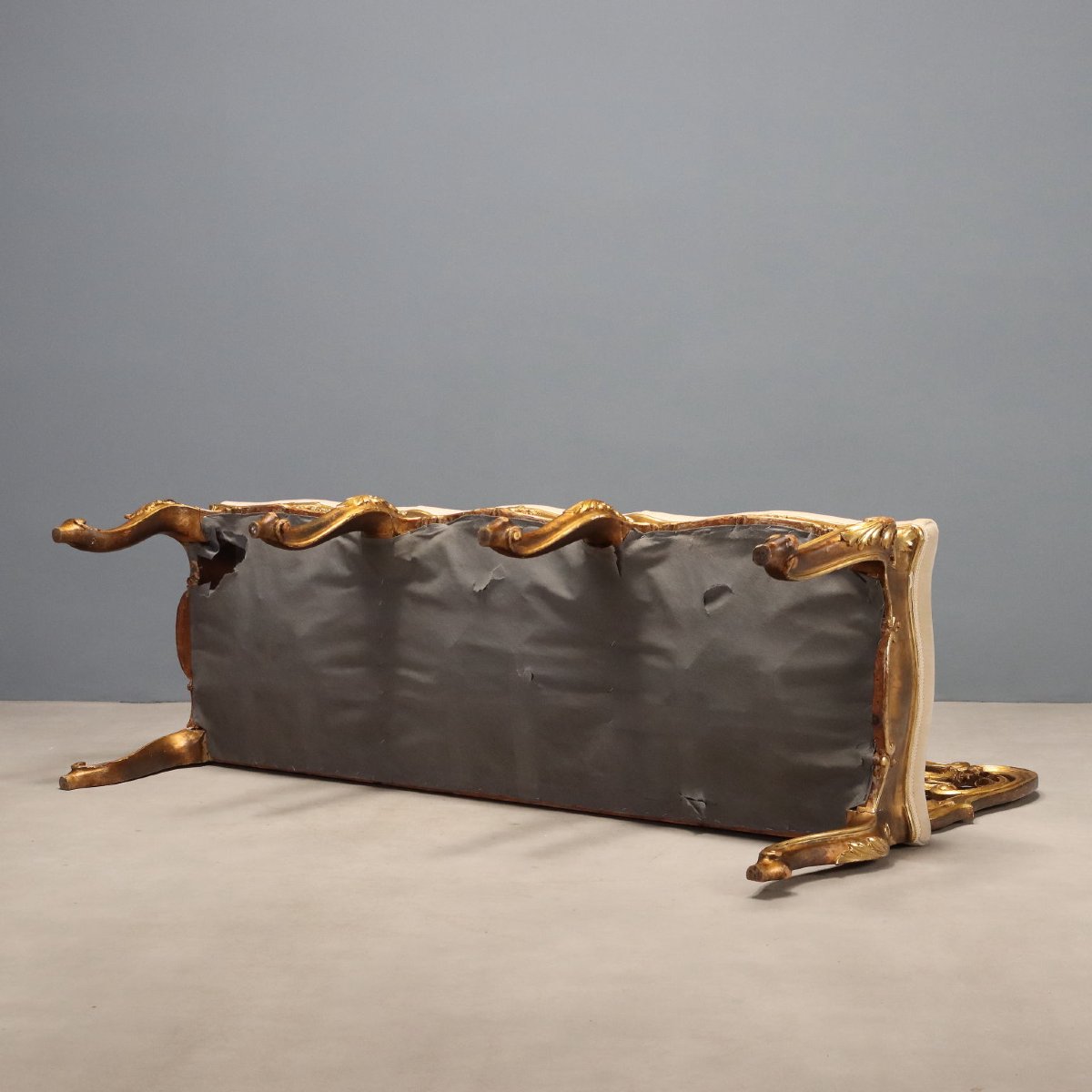 Canapé éclectique en bois sculpté et doré Italie, troisième quart du XIXe siècle-photo-4