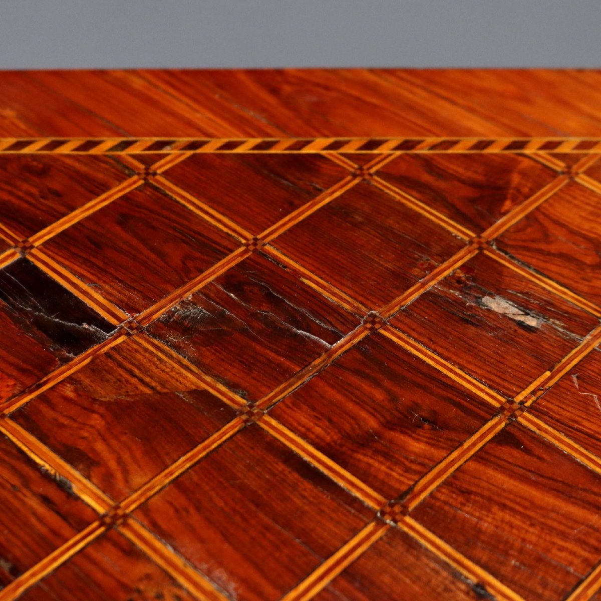 Table à Jeux Ancienne Plaquée en Differents Bois XVIIIe Siècle-photo-6