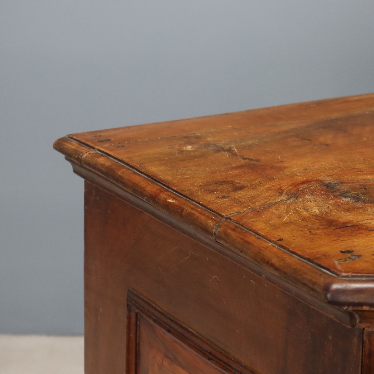 Baroque Chest Of Drawers In Walnut - Lombardy, 17th Century; Lombardy, Late 17th Century-photo-4
