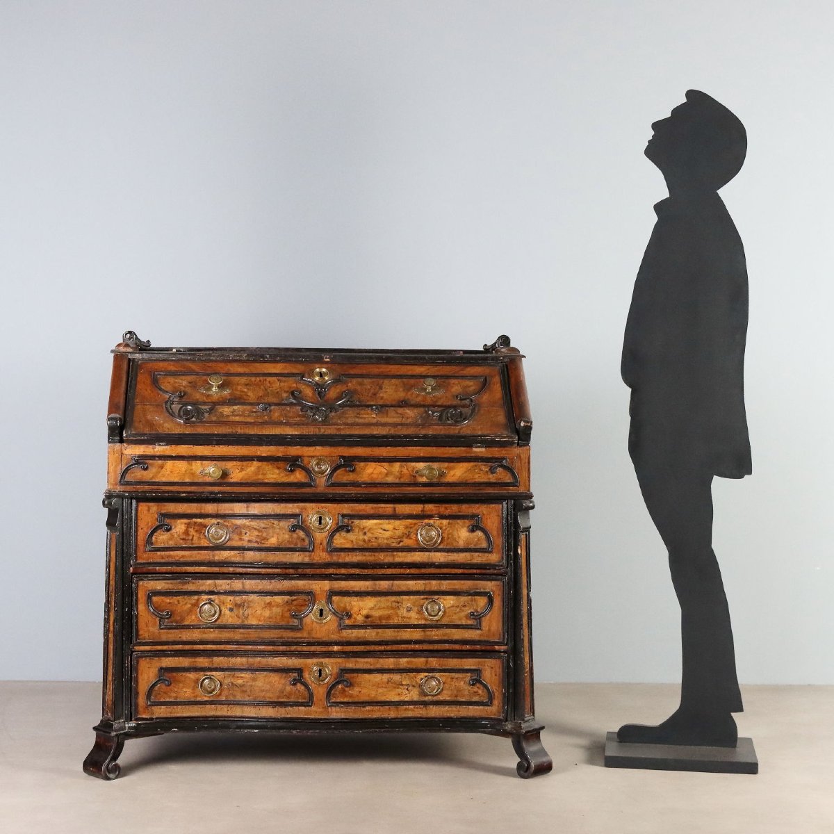 Walnut And Walnut Burl Folding Table With Ebonized Details, Lombardy, Mid-18th Century-photo-2