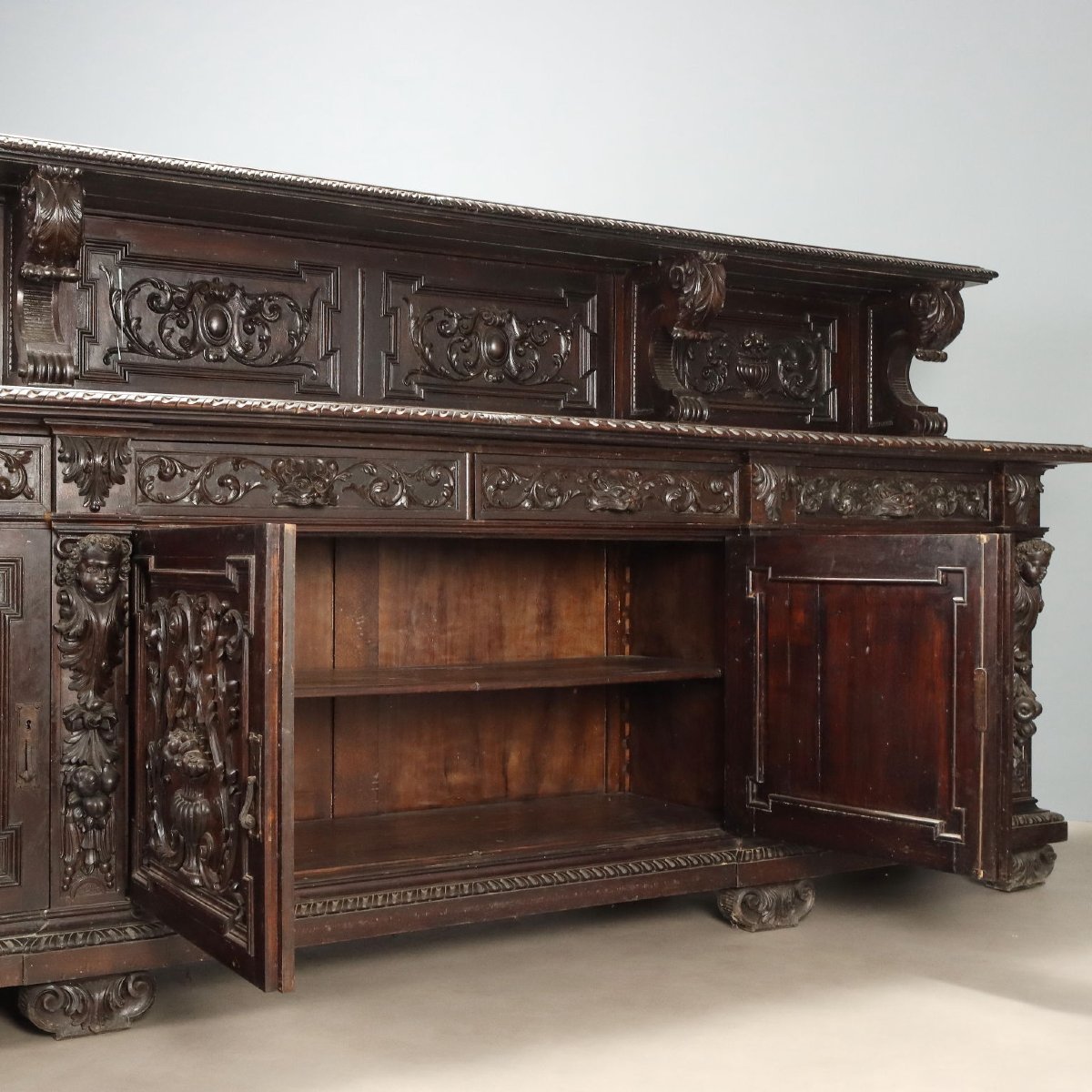 Buffet Néo-Renaissance en Noyer Ébonisé Italie, fin du XIXe siècle-photo-1