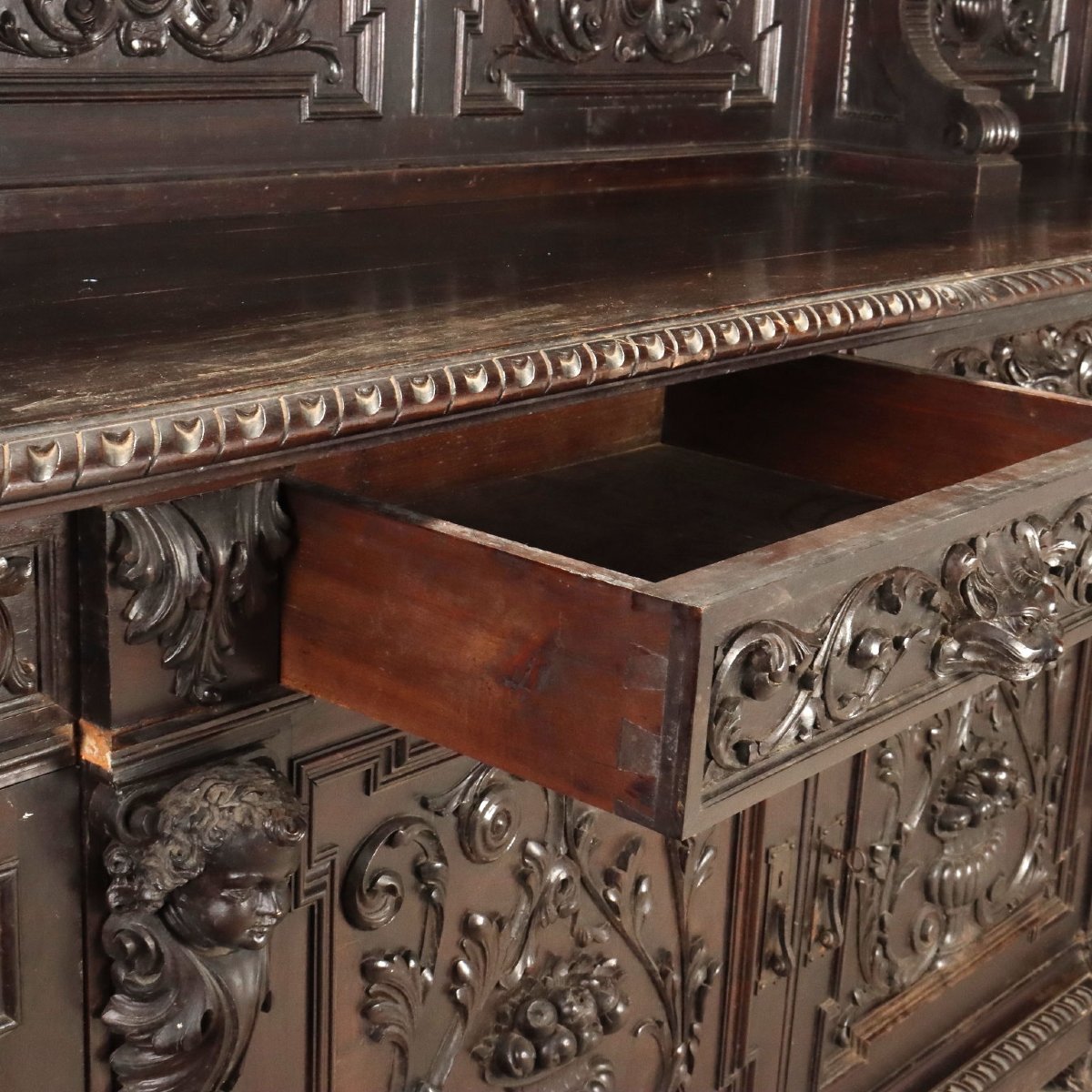 Buffet Néo-Renaissance en Noyer Ébonisé Italie, fin du XIXe siècle-photo-2
