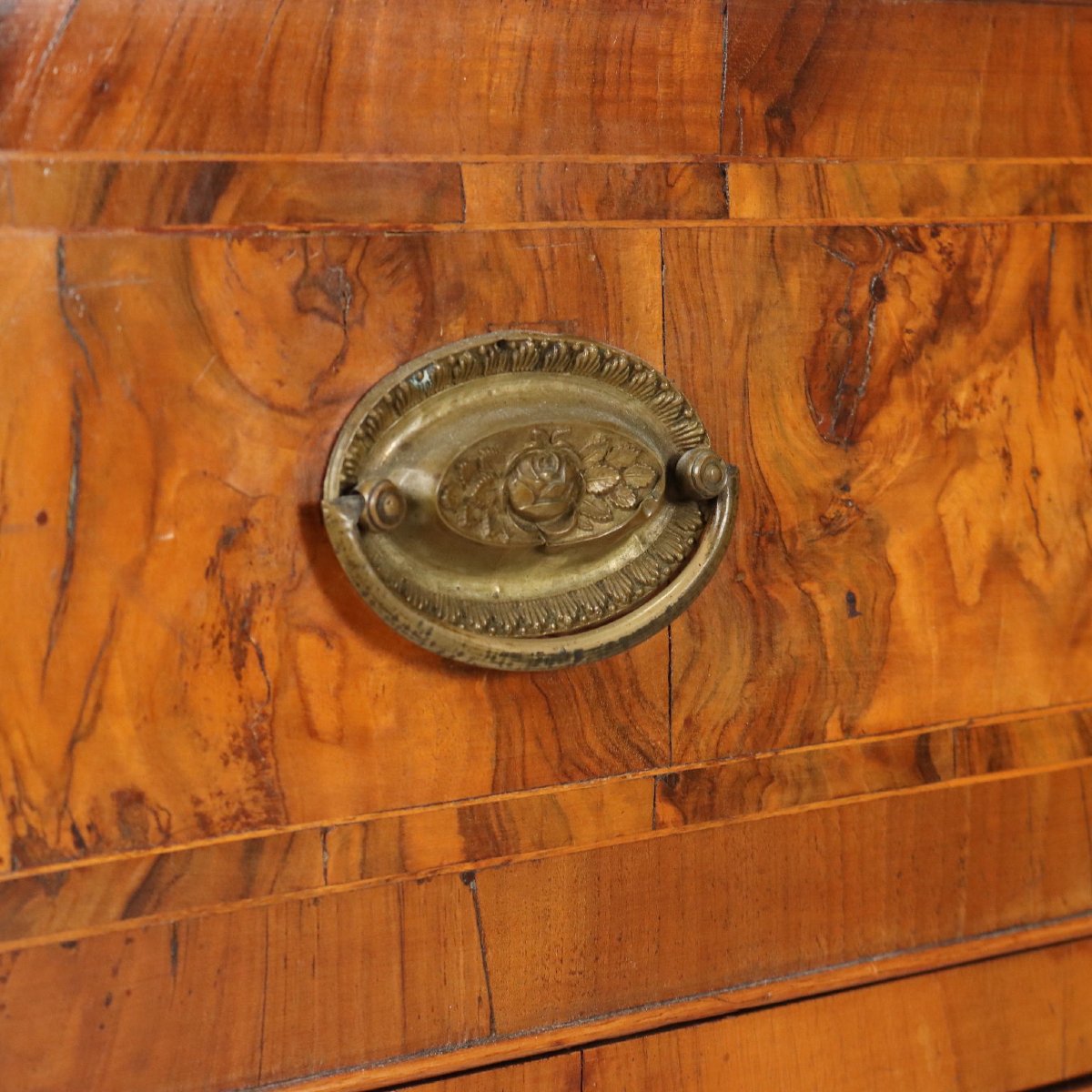 Commode Néoclassique en Noyer et Ronce Émilie, dernier quart du XVIIIe siècle-photo-4