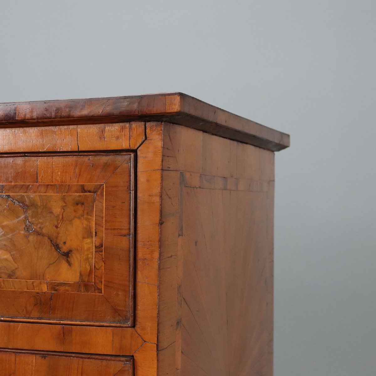 Commode Néoclassique en Noyer et Ronce Émilie, dernier quart du XVIIIe siècle-photo-5