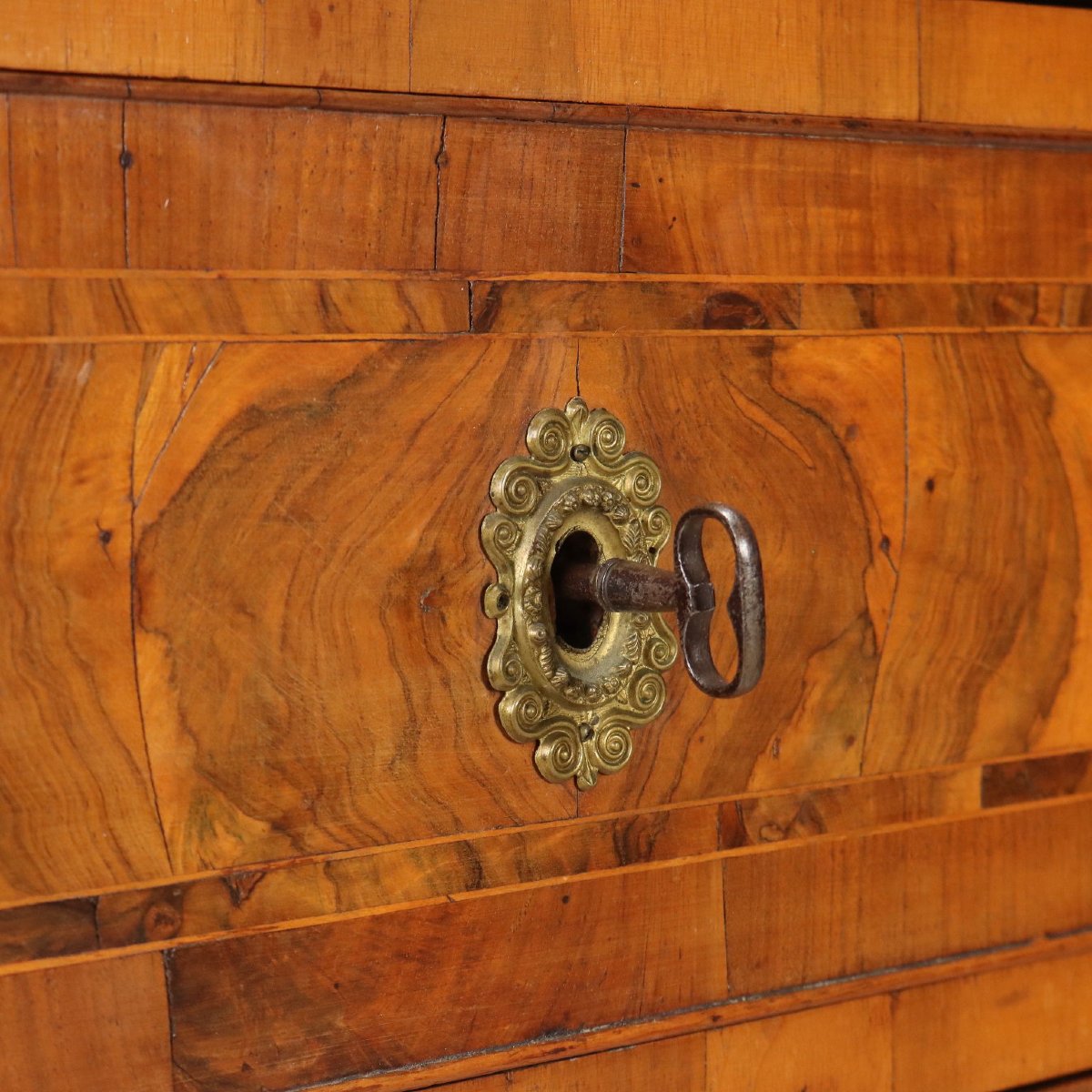 Commode Néoclassique en Noyer et Ronce Émilie, dernier quart du XVIIIe siècle-photo-6