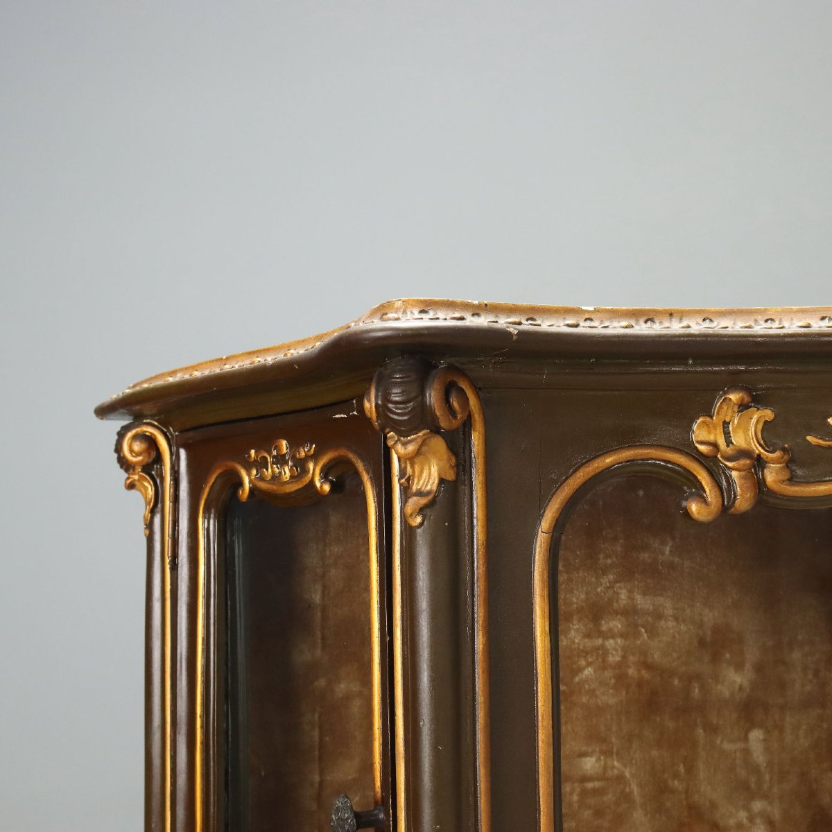 Carved And Lacquered Barocchetto-style Display Cabinet, Italy, Late 19th Century-photo-5