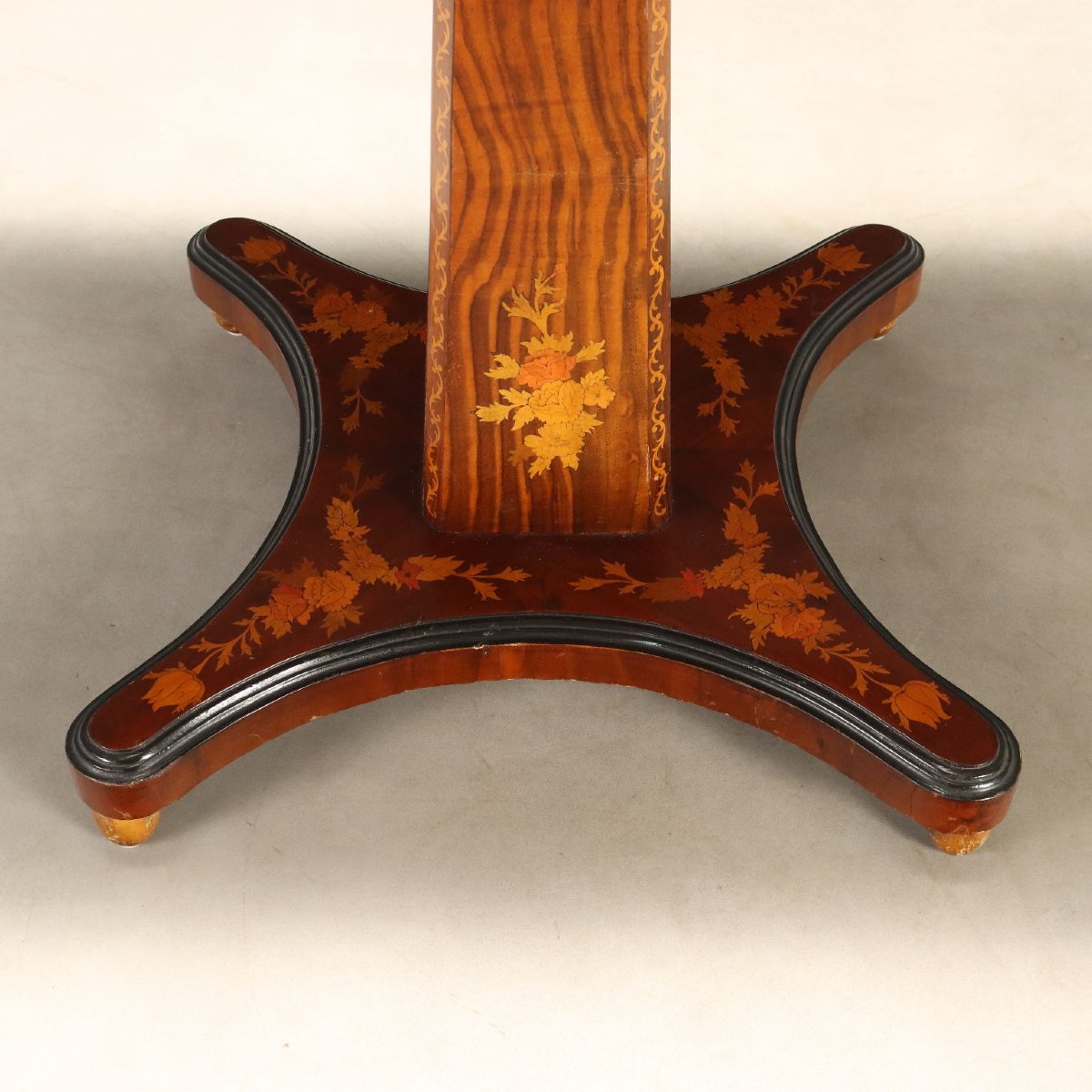 Coffee Table In Indian Rosewood And Mahogany - England, 19th Century; England, Late 19th Century-photo-4