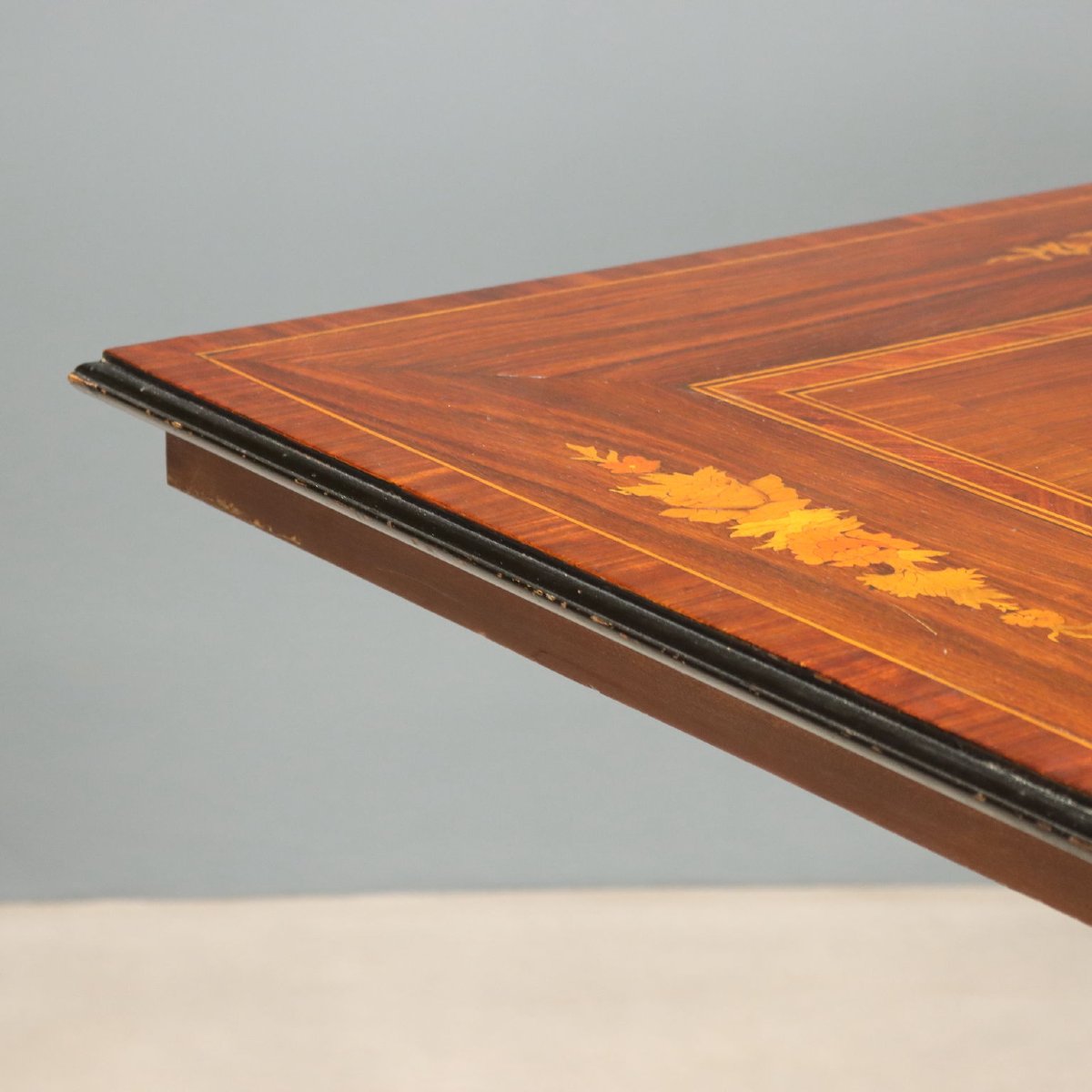Coffee Table In Indian Rosewood And Mahogany - England, 19th Century; England, Late 19th Century-photo-5
