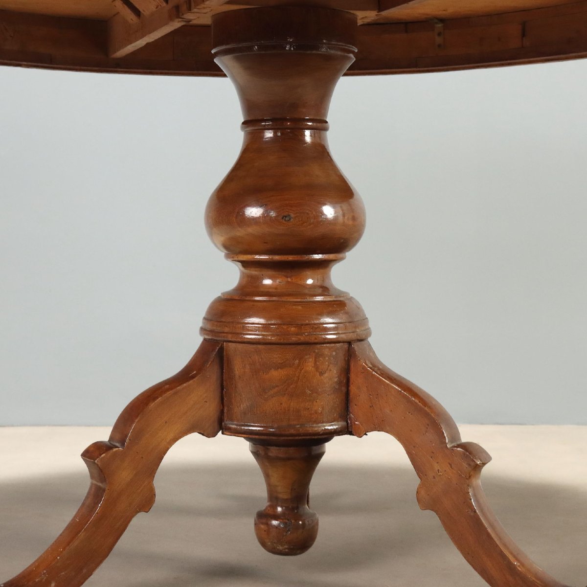 Table Ronde en Noyer avec Marqueterie de Vittorio Emanuele II Rolo, milieu du XIXe siècle-photo-4