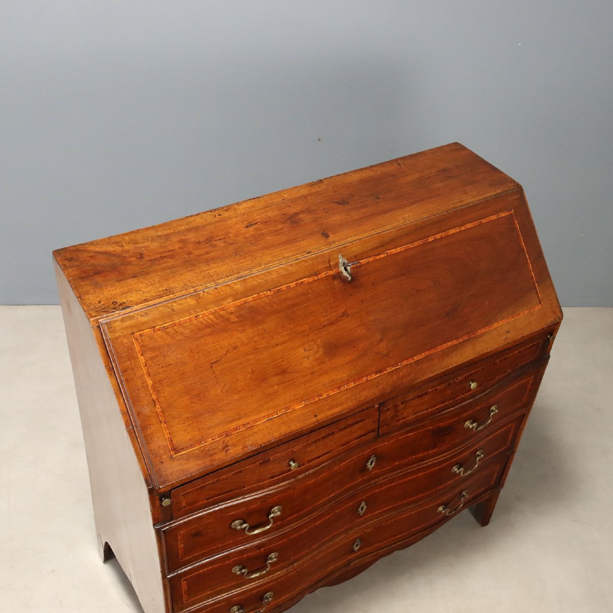 Walnut Tray With Maple And Rosewood Inlays, Genoa, Mid-18th Century-photo-1