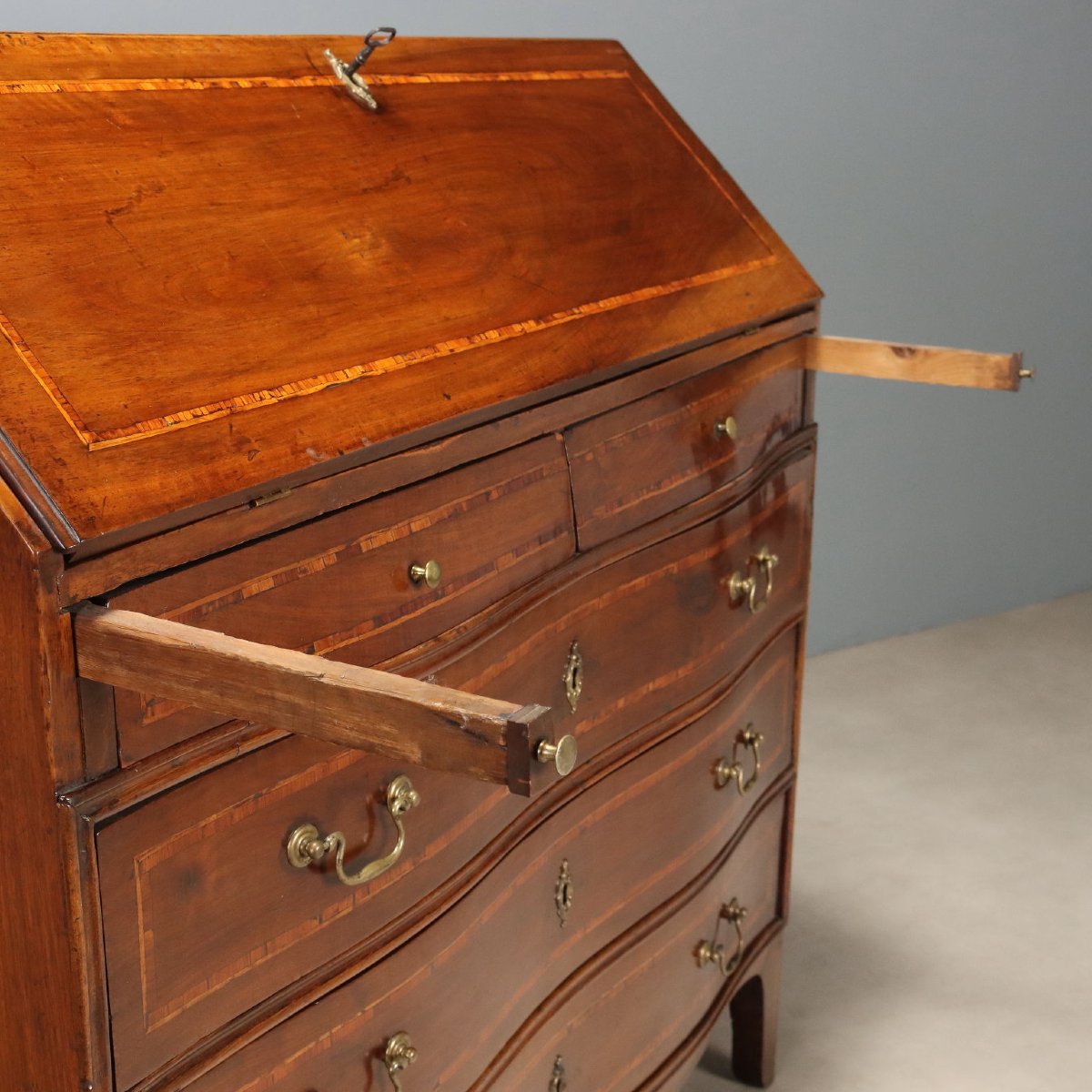 Walnut Tray With Maple And Rosewood Inlays, Genoa, Mid-18th Century-photo-3