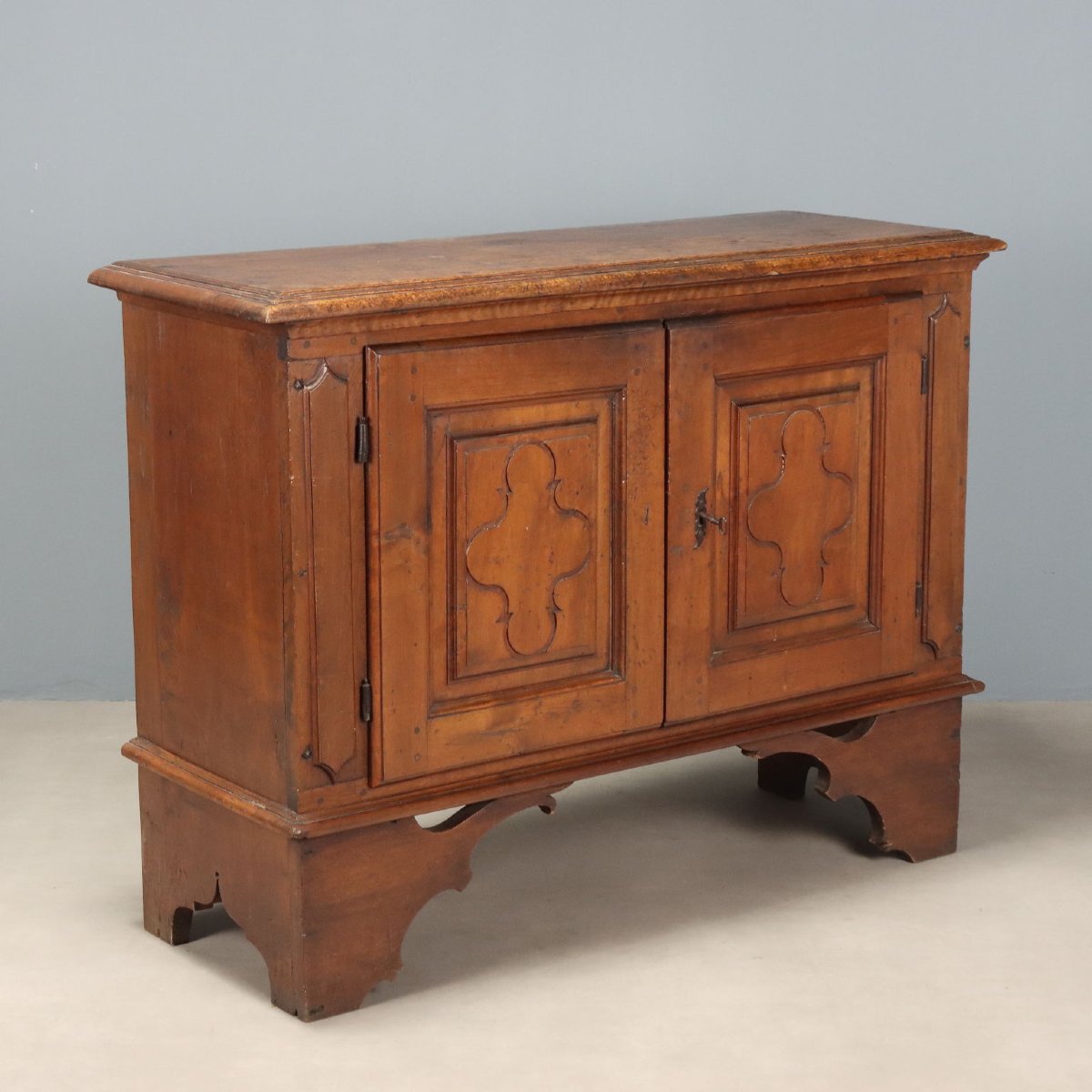 Buffet Baroque Ancien Noyer Volets Panneautés XIXe Siècle