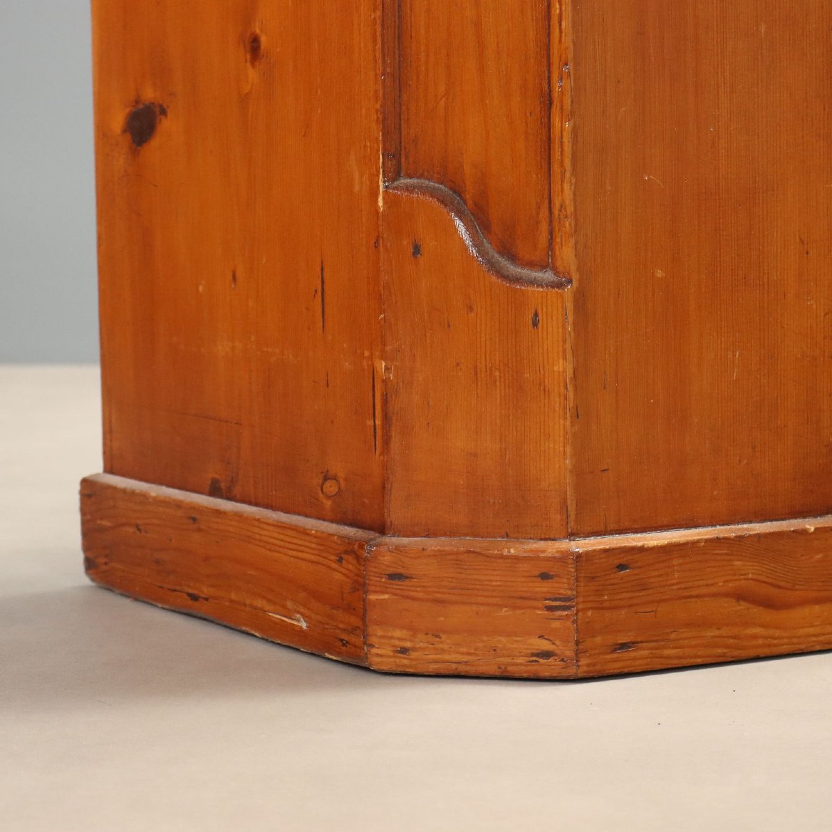 Armoire en Mélèze Italien - Milieu XIXe Siècle-photo-1