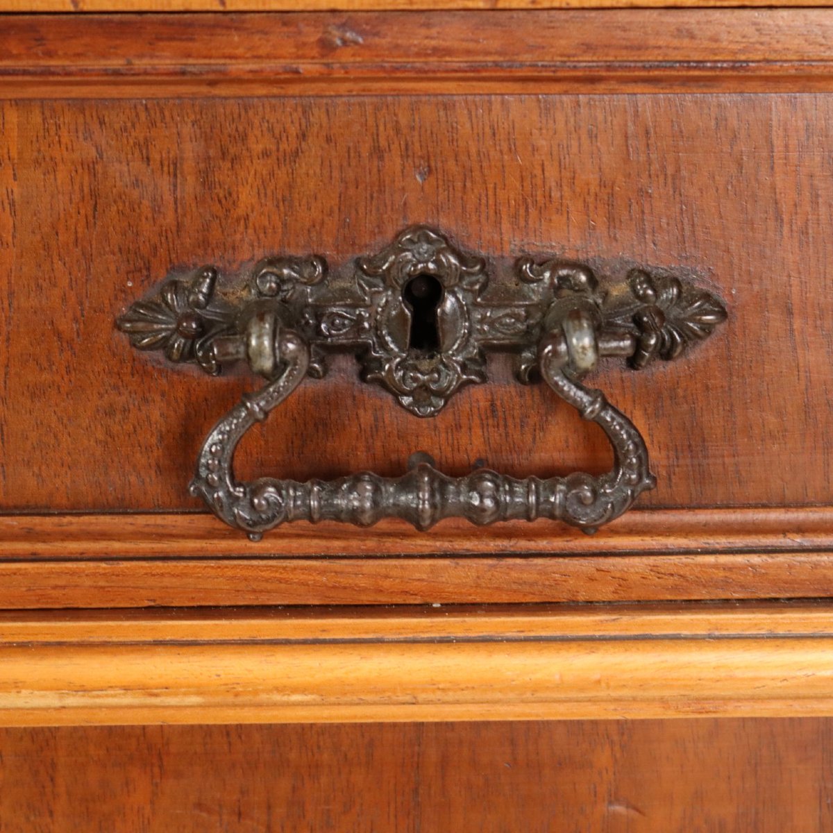 Walnut Sideboard With Glass Top, Italy, Late 19th Century-photo-5