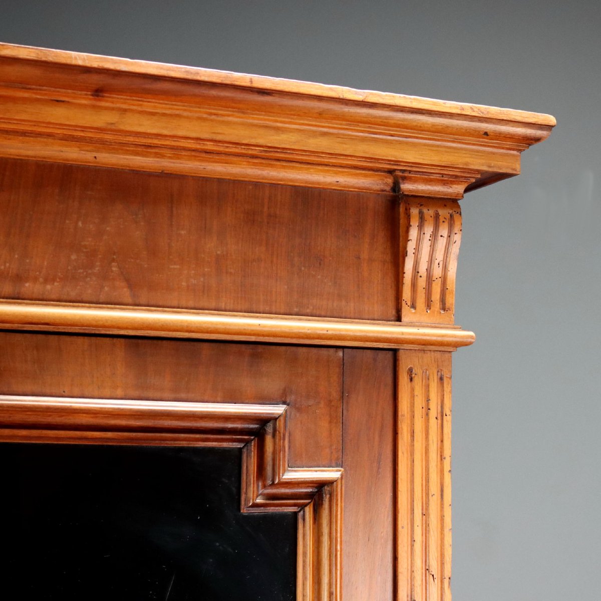 Walnut Sideboard With Glass Top, Italy, Late 19th Century-photo-6