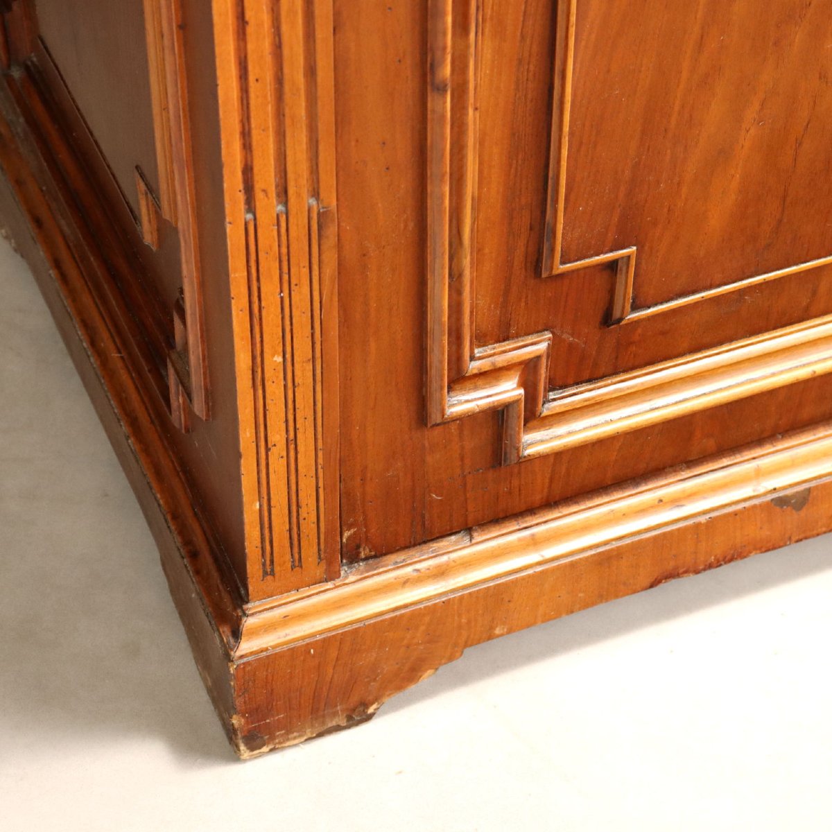 Walnut Sideboard With Glass Top, Italy, Late 19th Century-photo-8