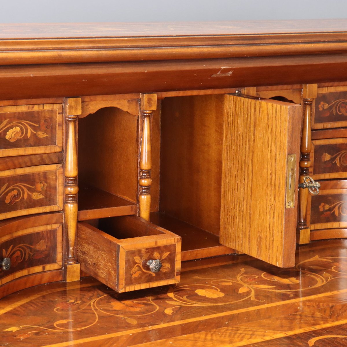 Stylish Dutch Folding Table With Floral Inlays, 20th-century Netherlands-photo-6