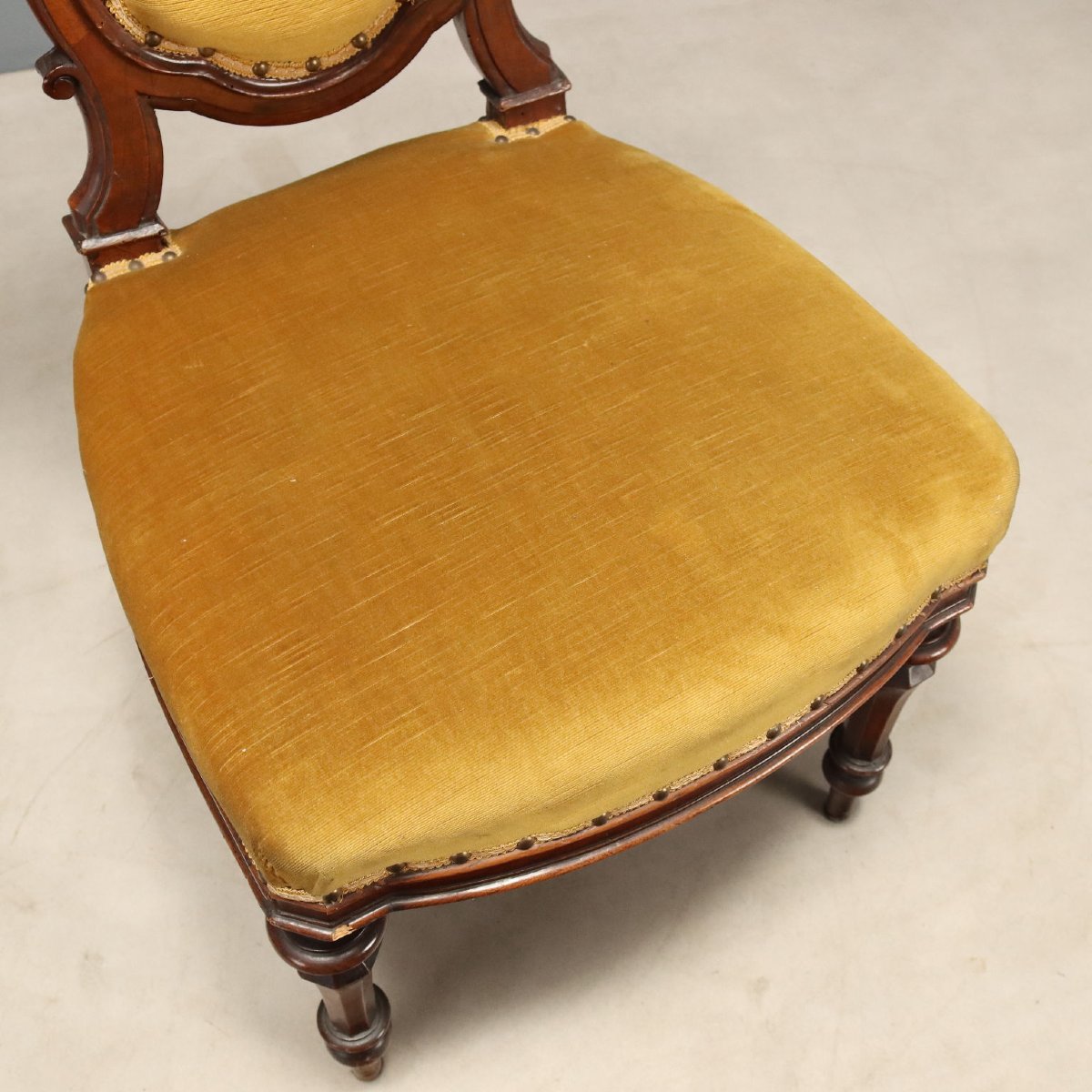 Chaises Umbertines Anciennes Noyer Gravé Italie XIXe Siècle -photo-2