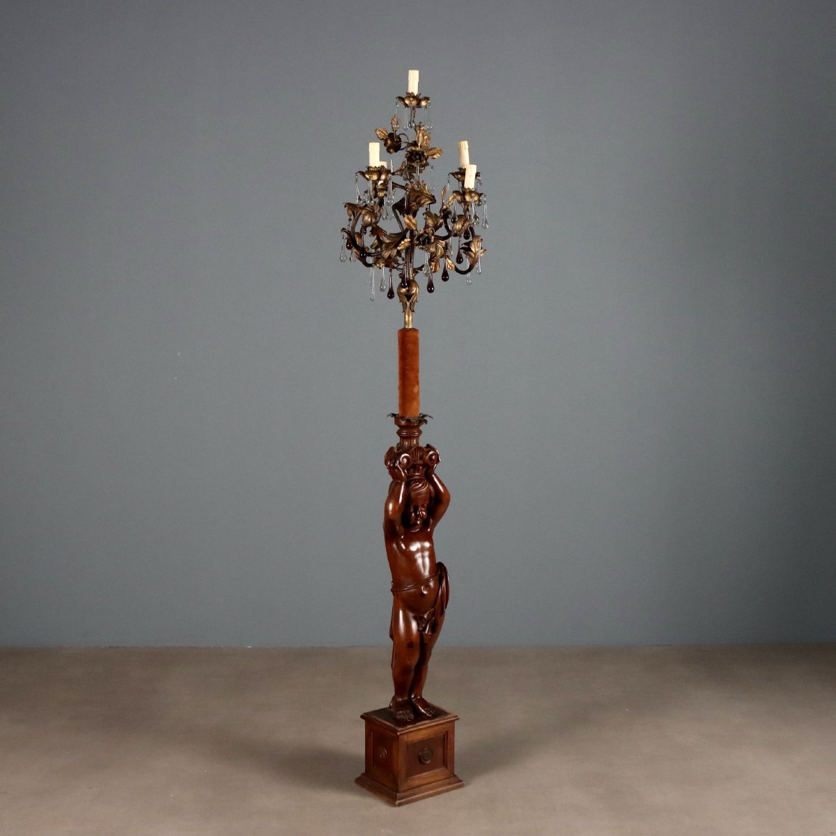 Wooden Floor Lamp With Putto - Italy, 19th Century